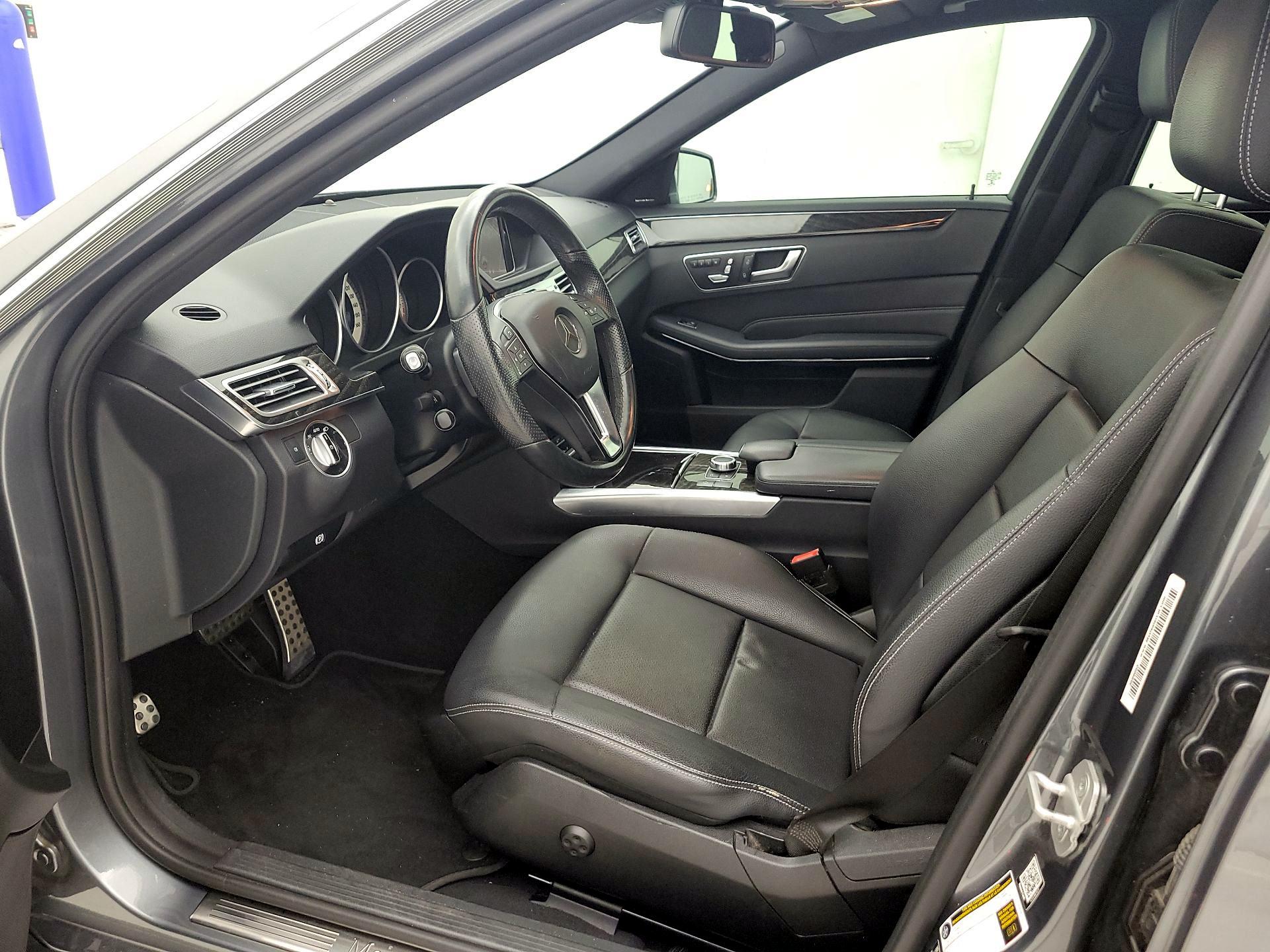 Thumbnail: 2016 Mercedes-Benz E-Class - 11