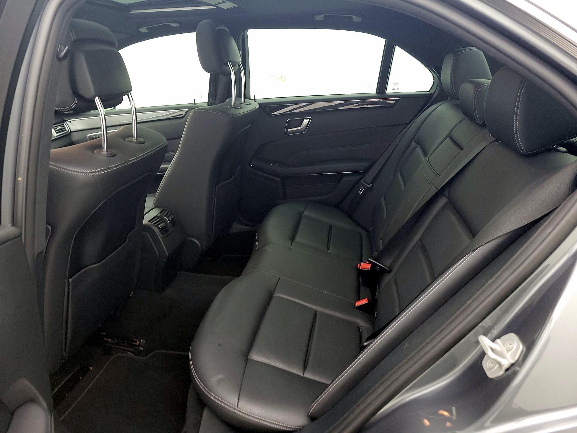 Thumbnail: 2016 Mercedes-Benz E-Class - 20