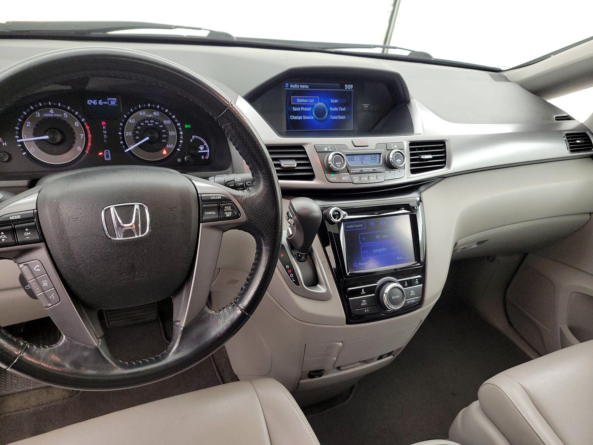 Thumbnail: 2014 Honda Odyssey - 9