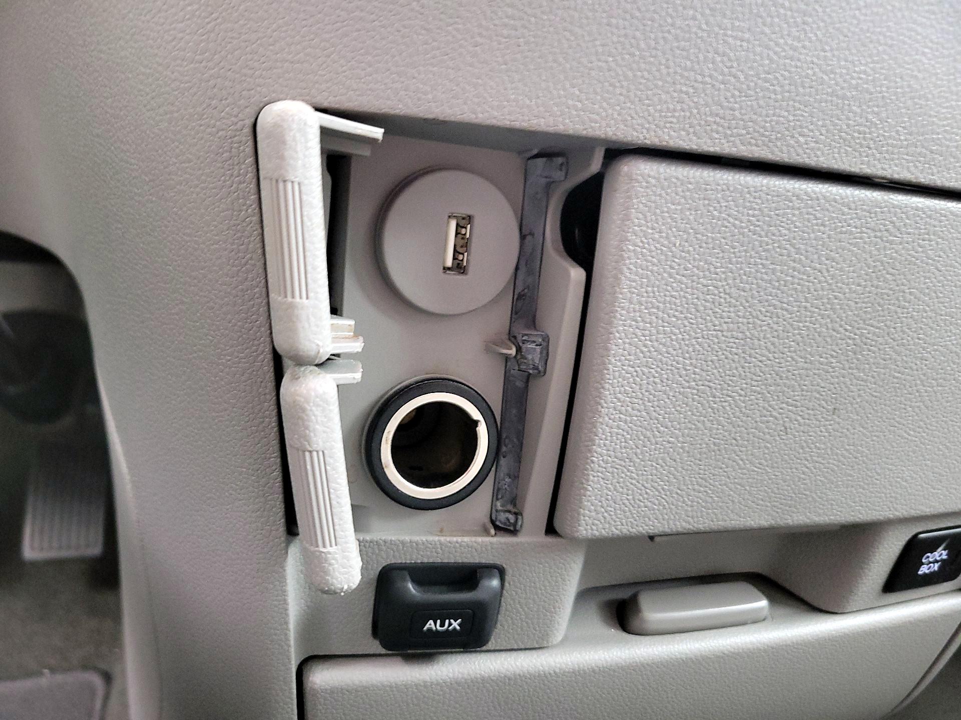 Thumbnail: 2014 Honda Odyssey - 18