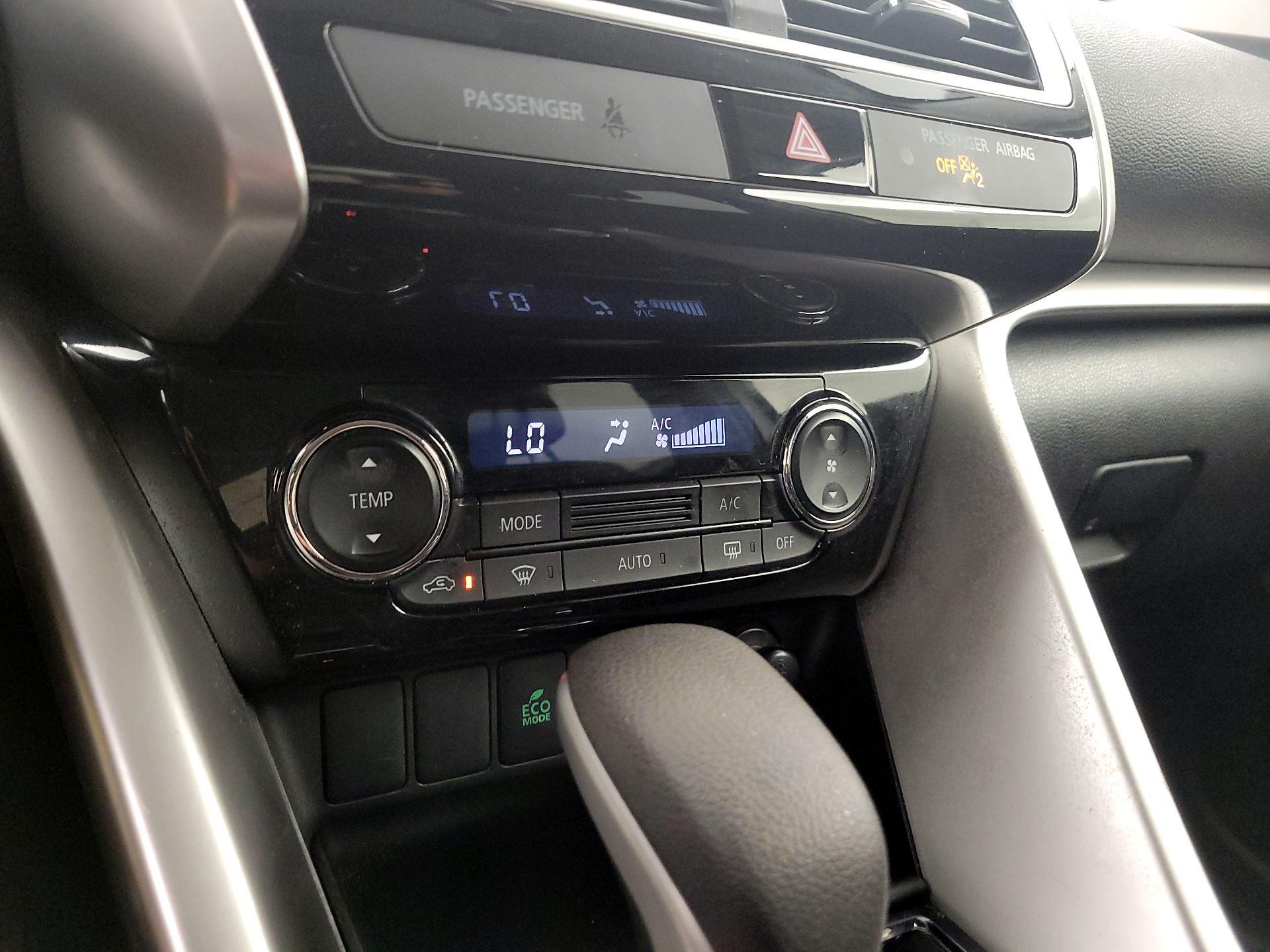 Thumbnail: 2018 Mitsubishi Eclipse Cross - 16