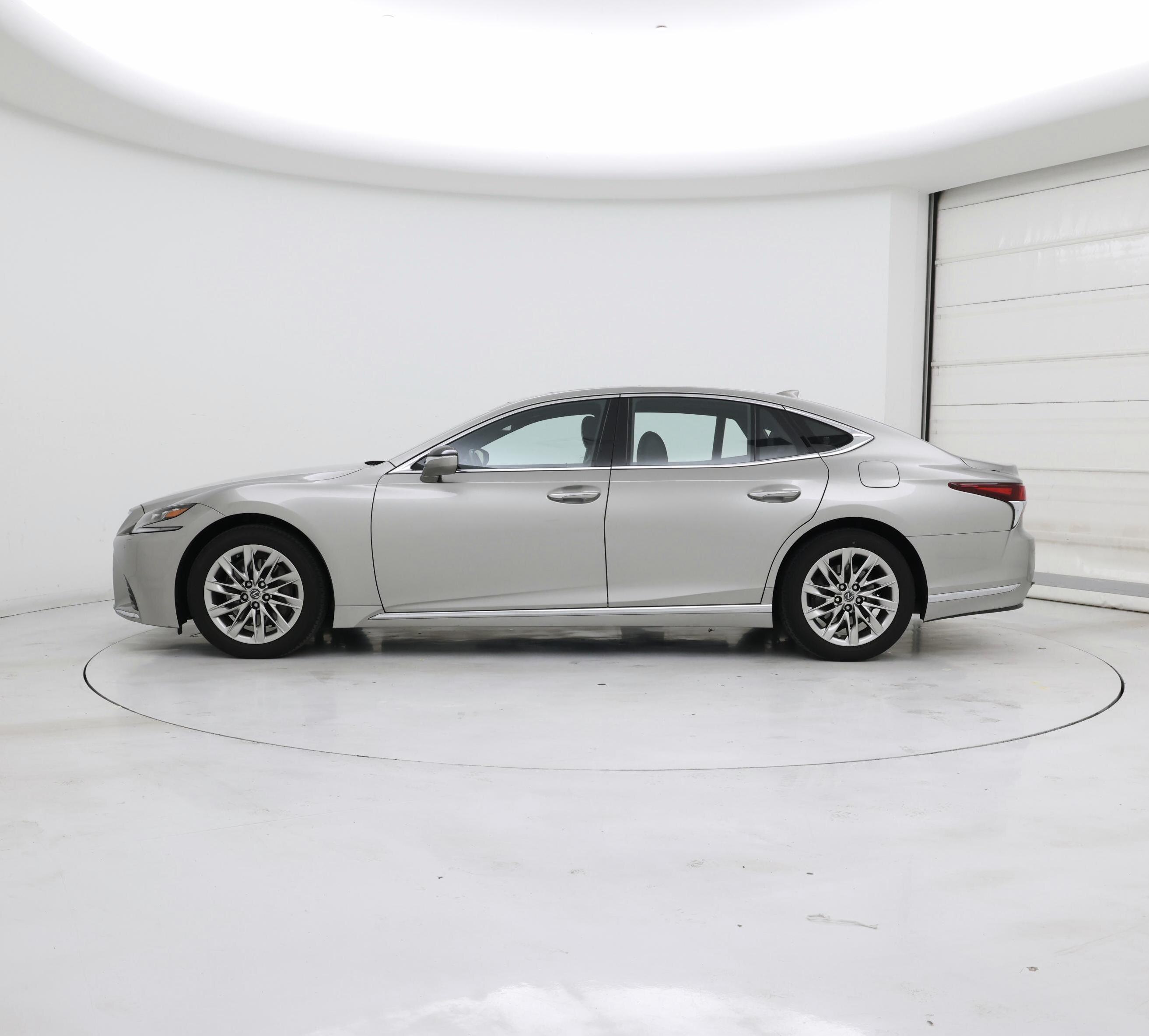 Thumbnail: 2018 Lexus LS - 3