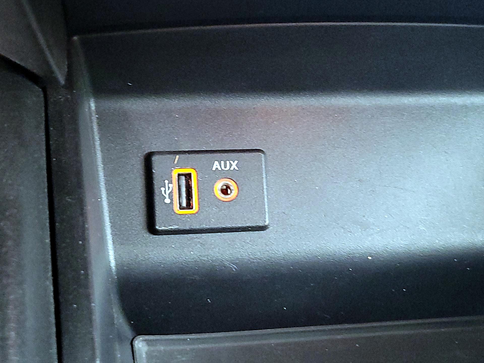 Thumbnail: 2017 Nissan Altima - 19