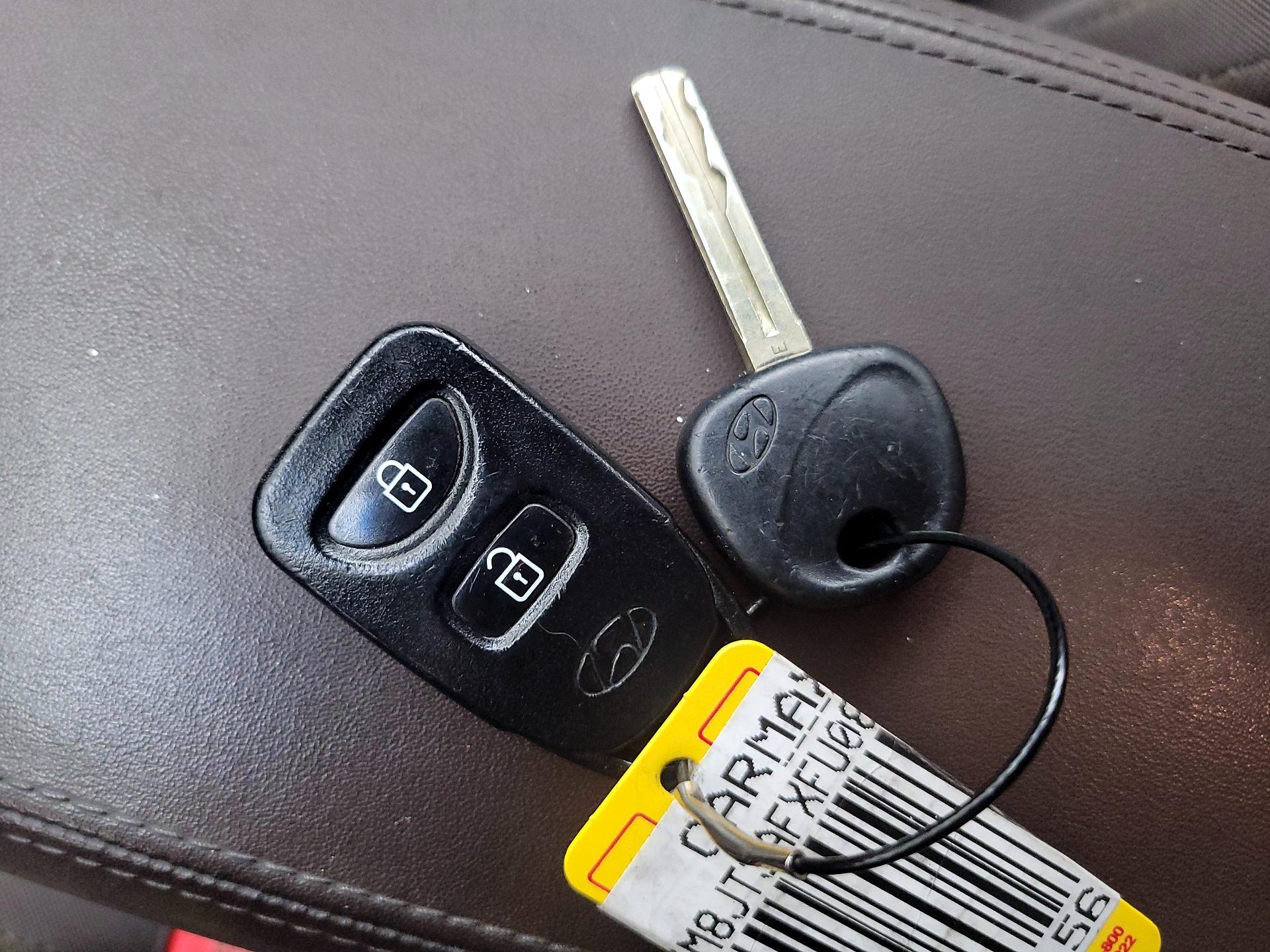 Thumbnail: 2015 Hyundai Tucson - 19