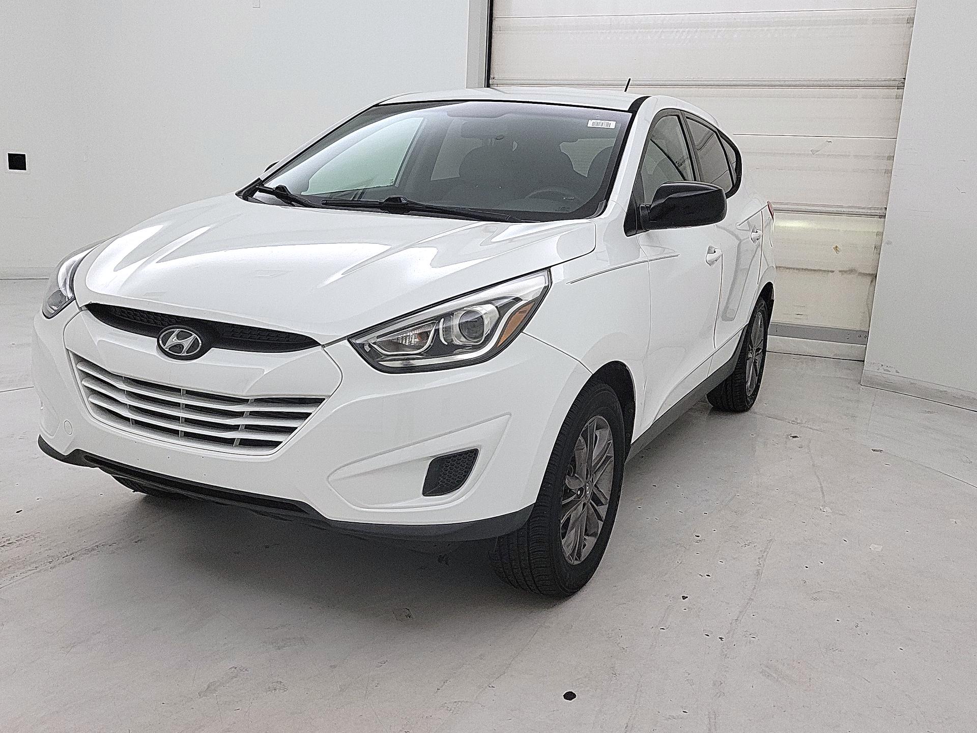 Thumbnail: 2015 Hyundai Tucson - 3