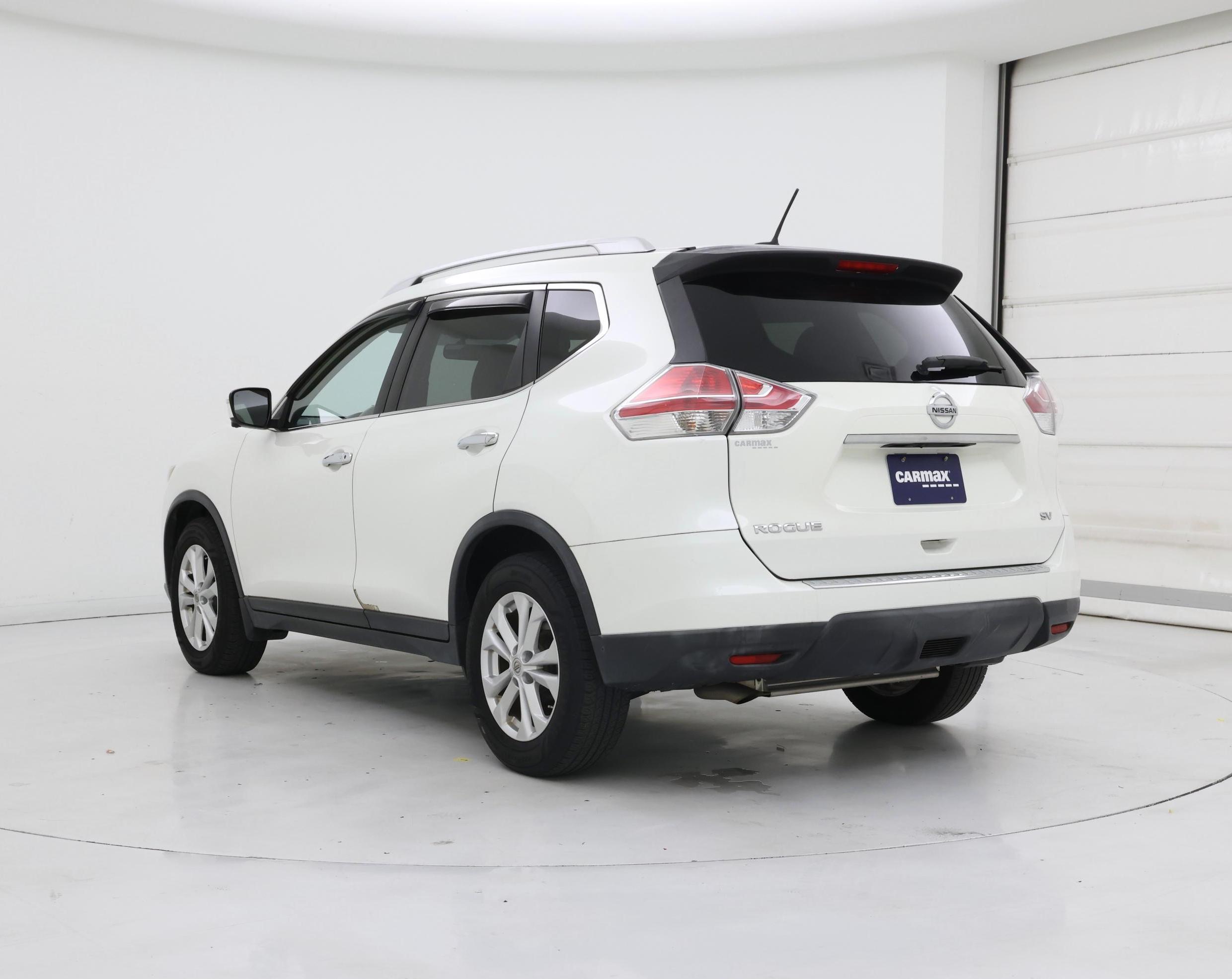Thumbnail: 2015 Nissan Rogue - 2
