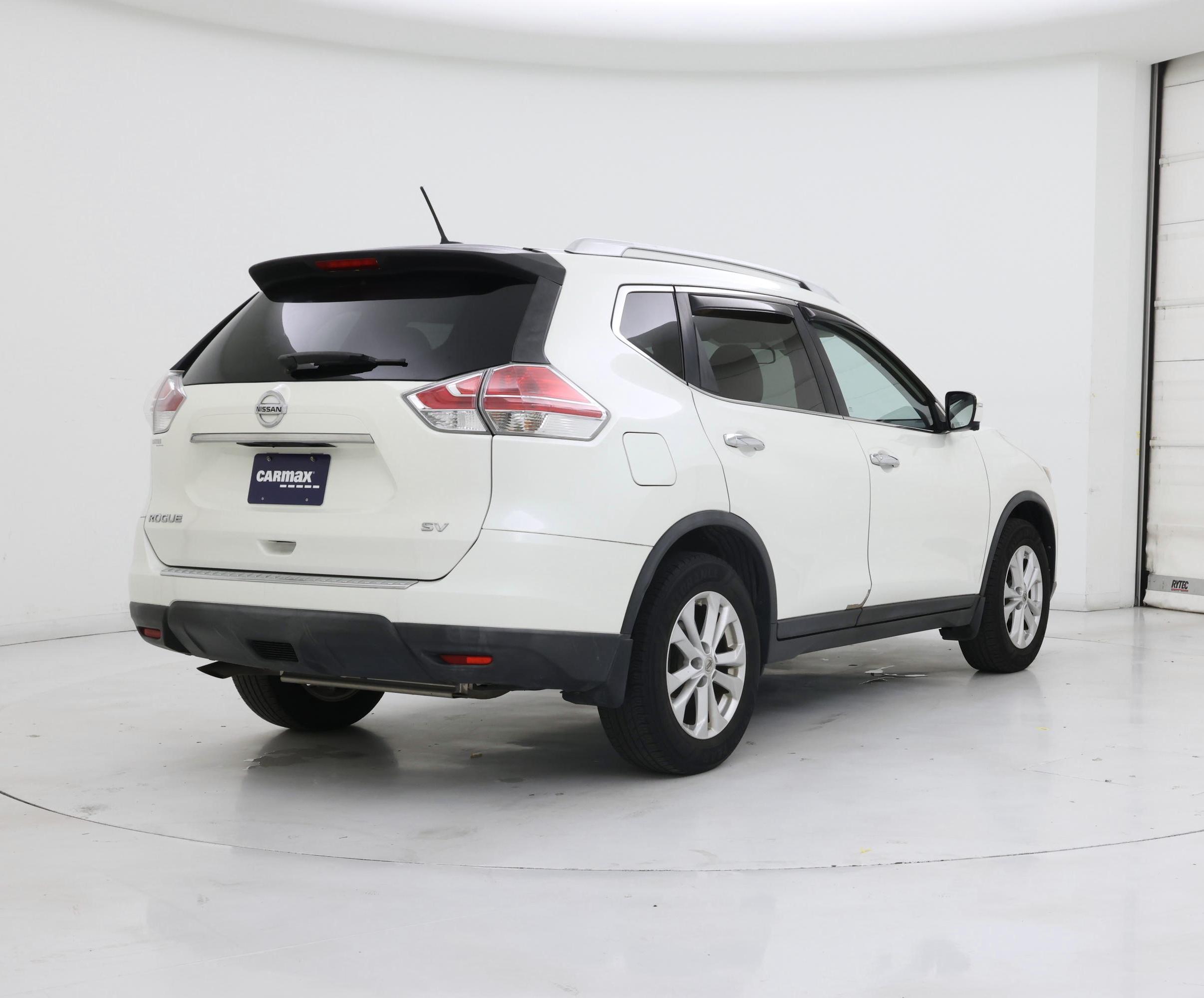 Thumbnail: 2015 Nissan Rogue - 8
