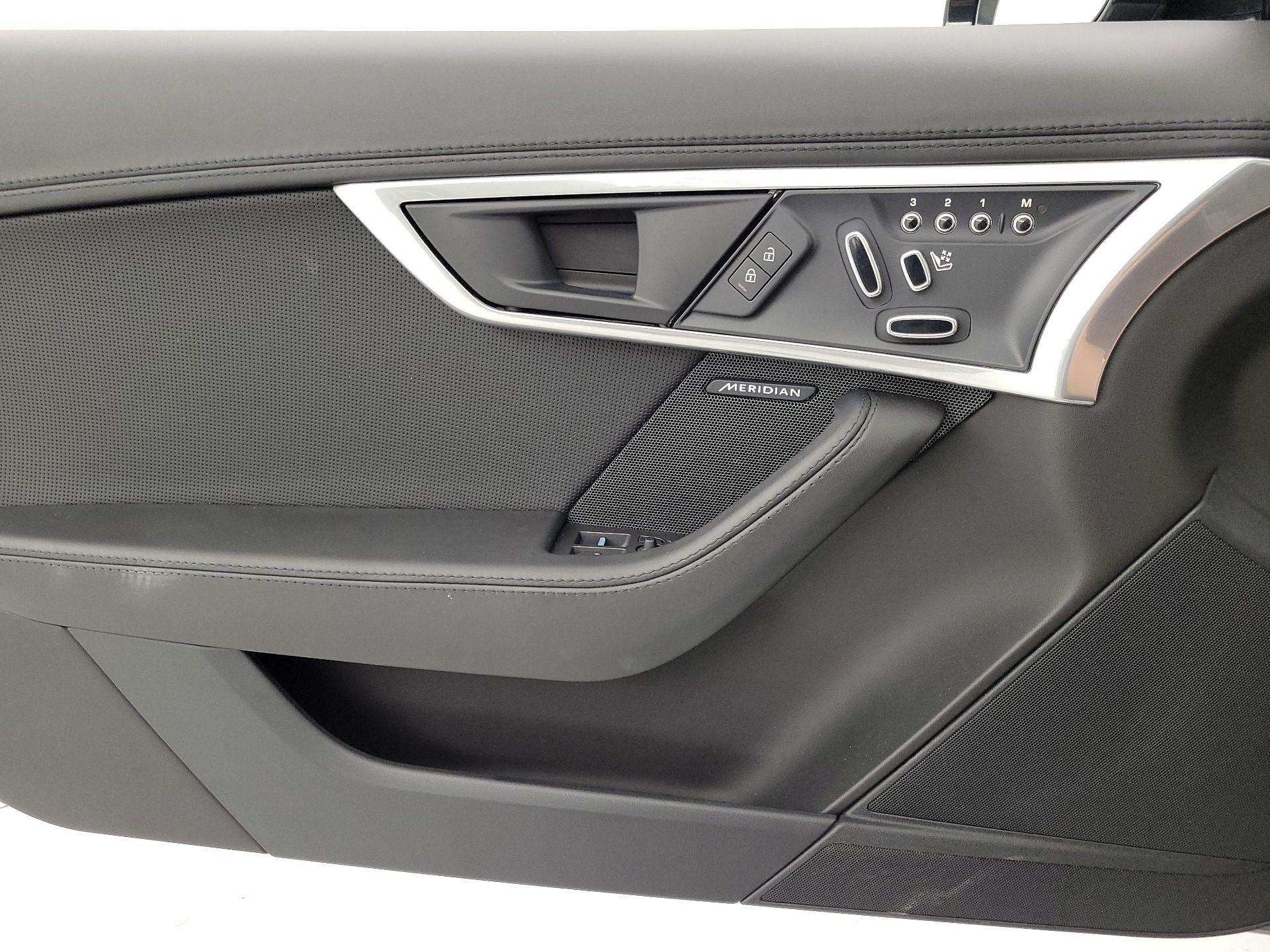 Thumbnail: 2023 Jaguar F-Type - 12