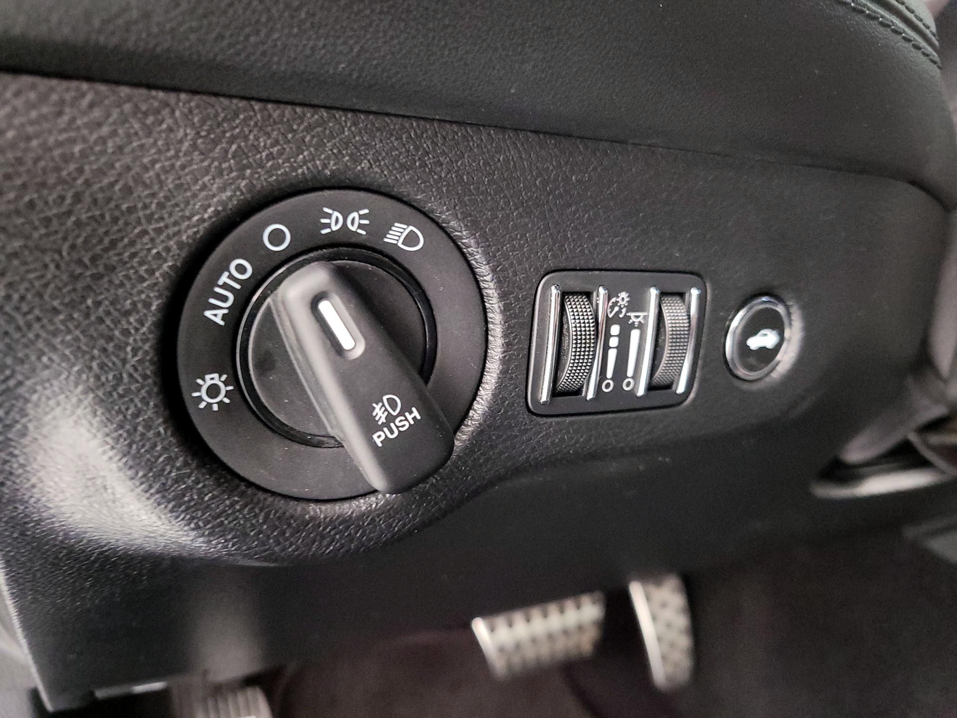 Thumbnail: 2022 Dodge Challenger - 13