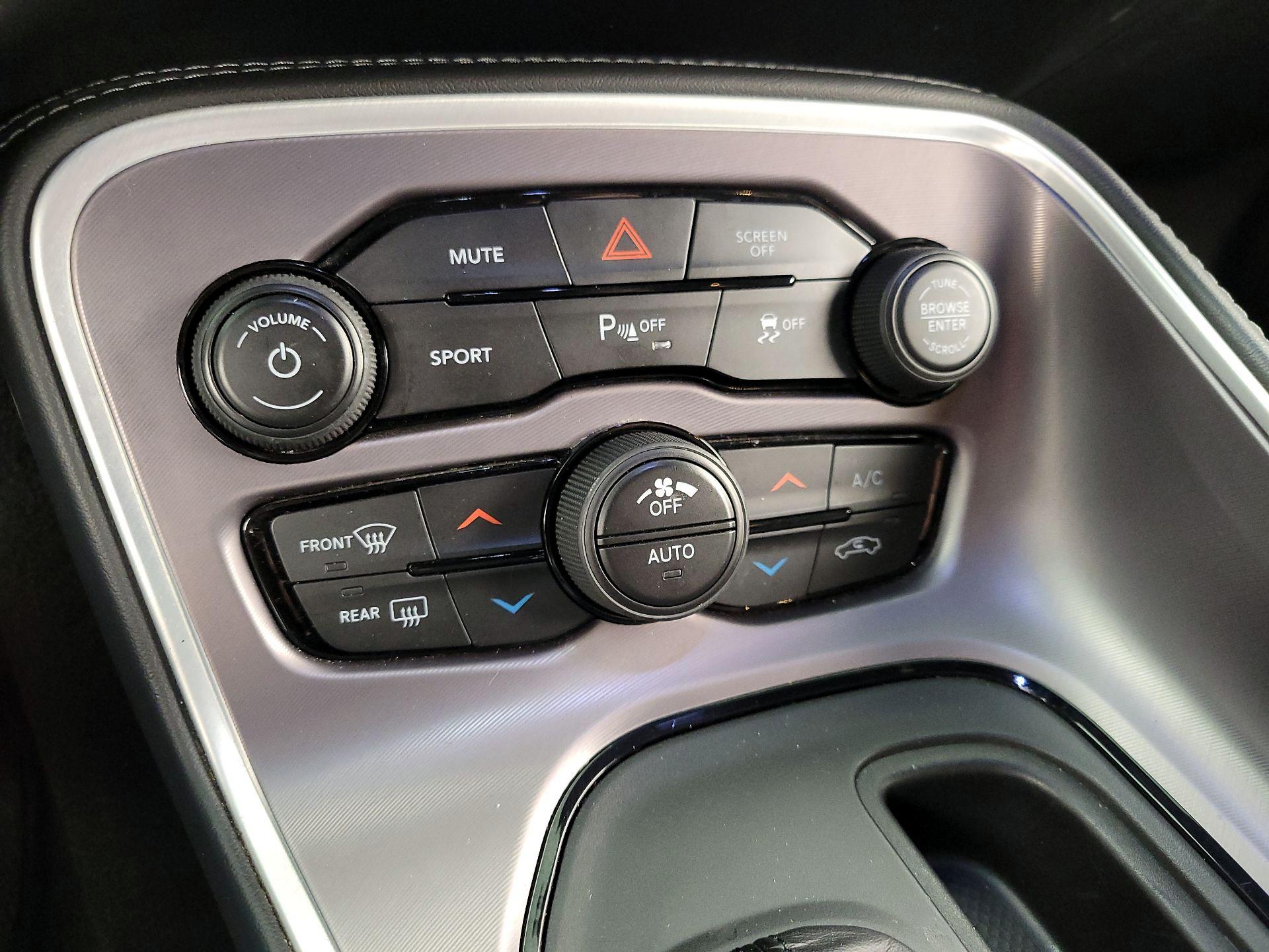 Thumbnail: 2022 Dodge Challenger - 16