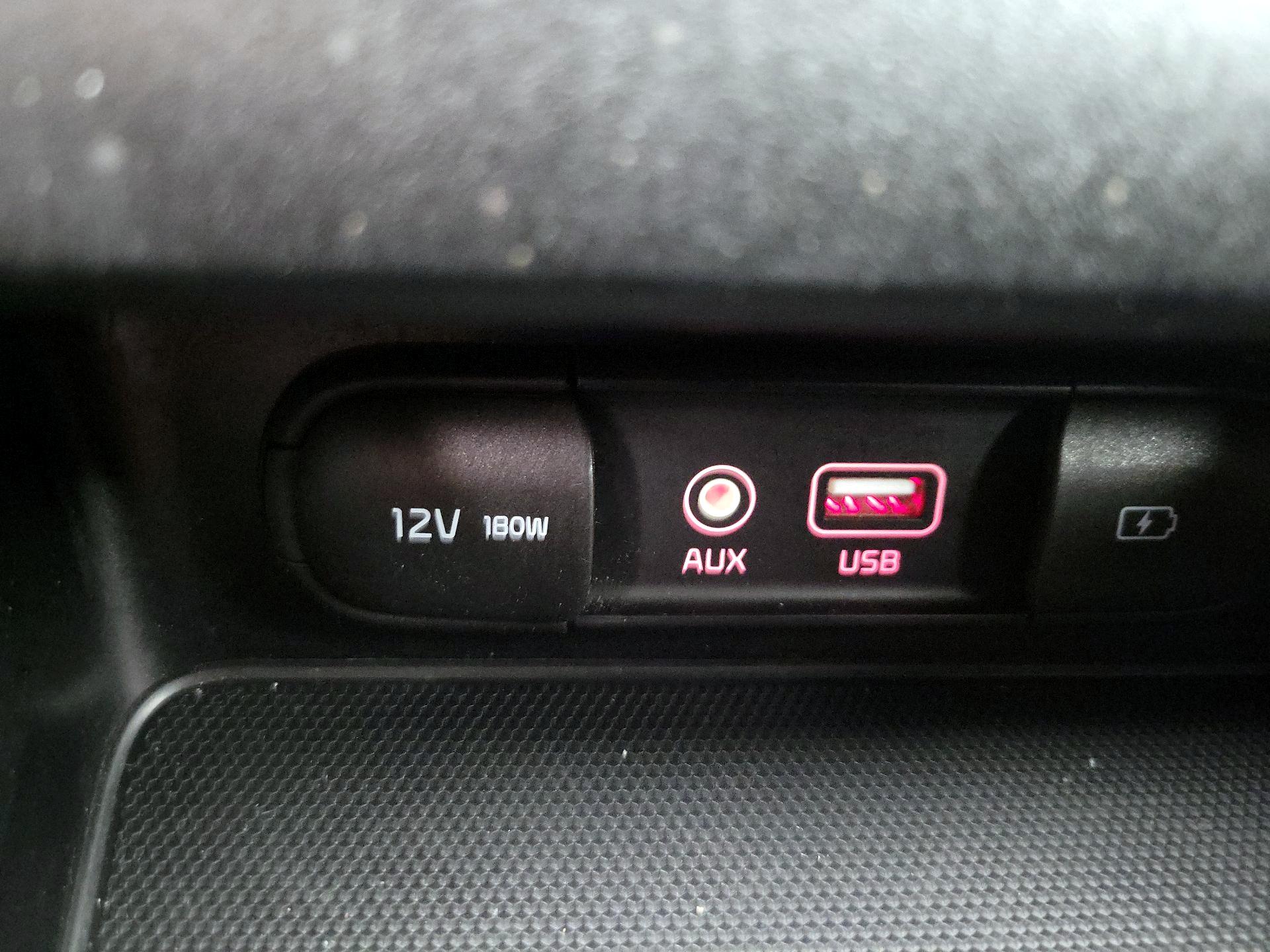 Thumbnail: 2021 Kia Forte - 18