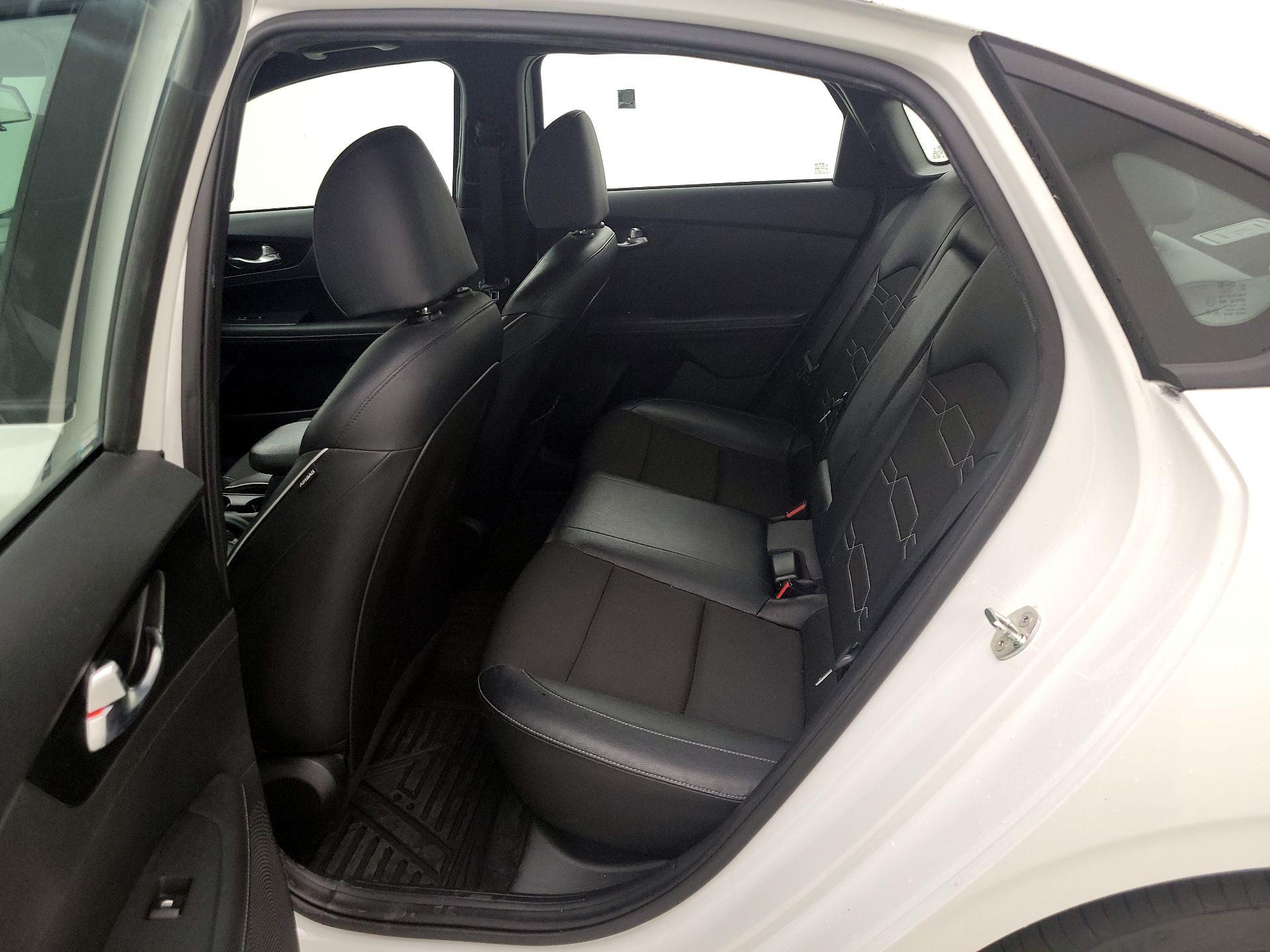 Thumbnail: 2021 Kia Forte - 20