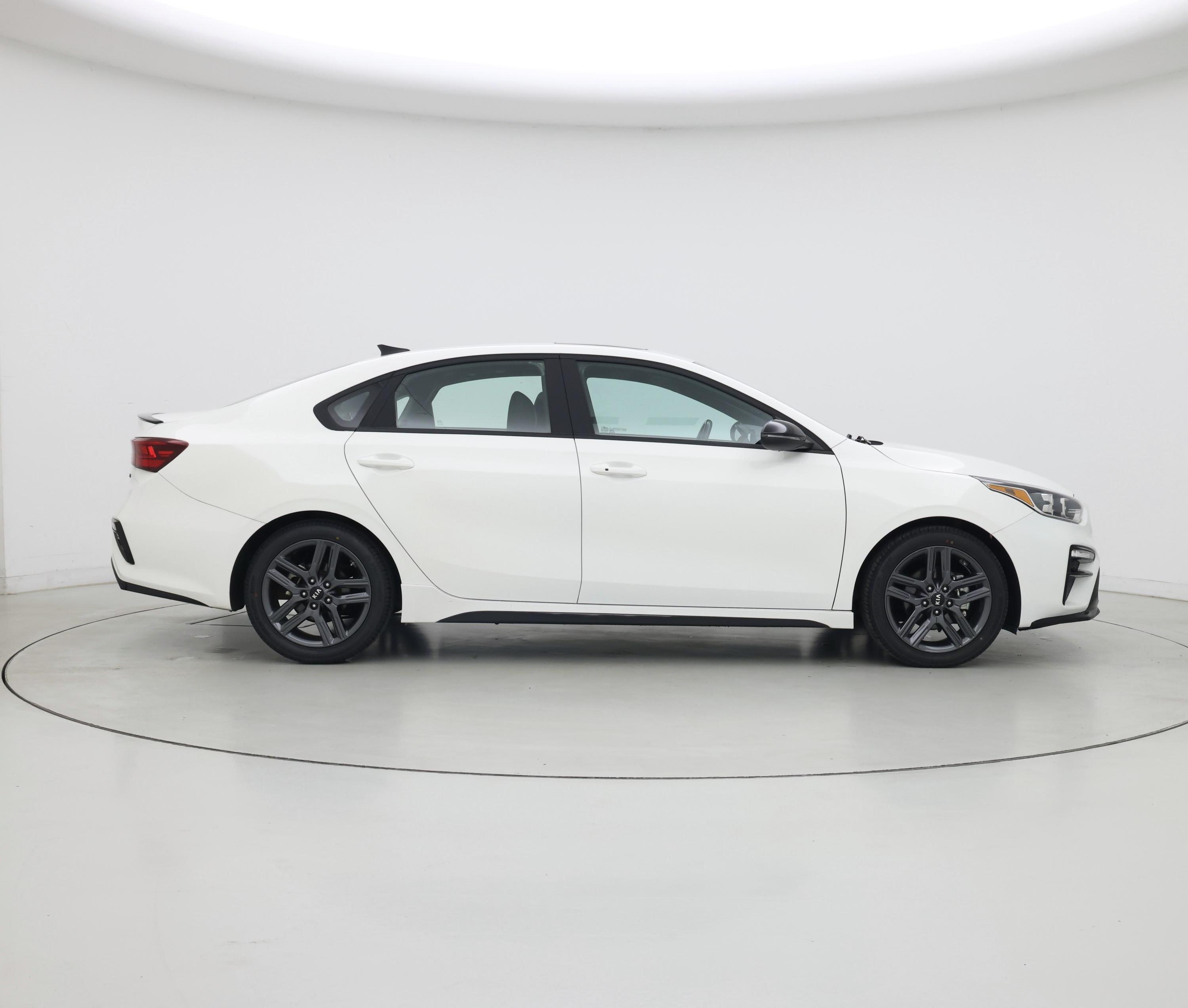 Thumbnail: 2021 Kia Forte - 7