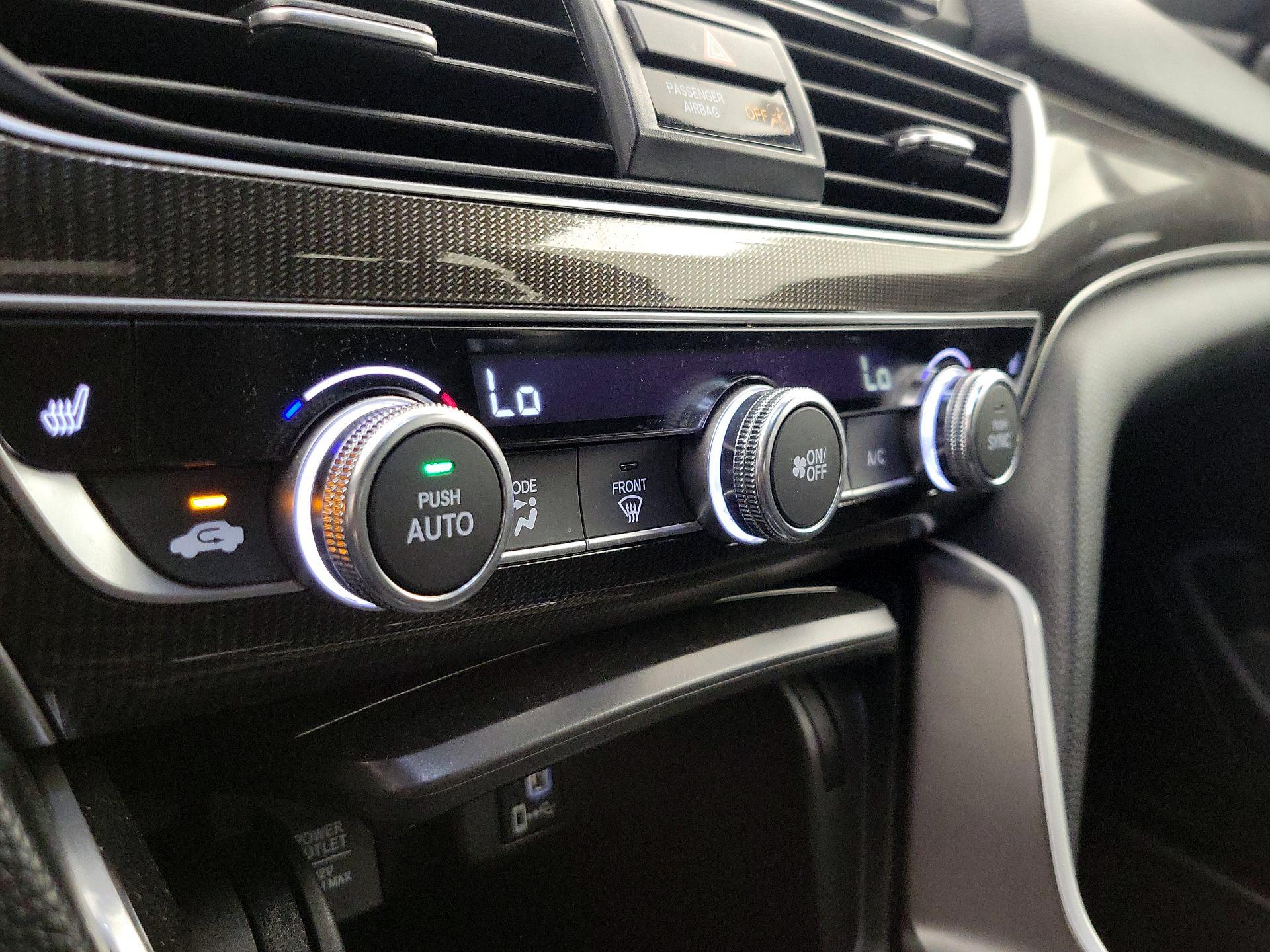 Thumbnail: 2019 Honda Accord - 16