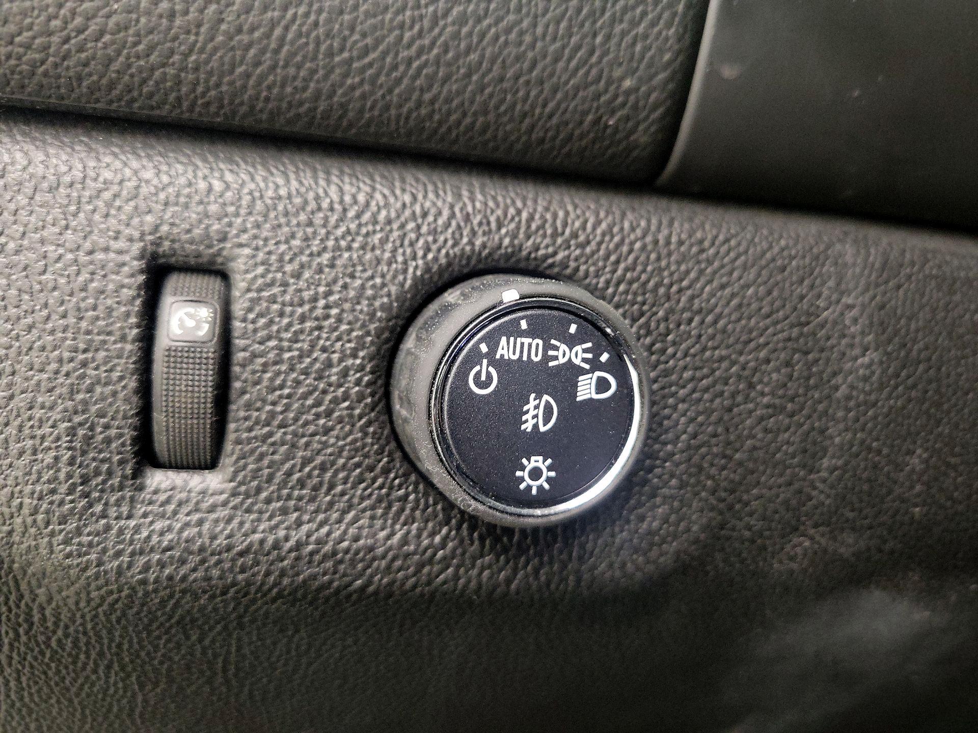 Thumbnail: 2017 Chevrolet Colorado - 13