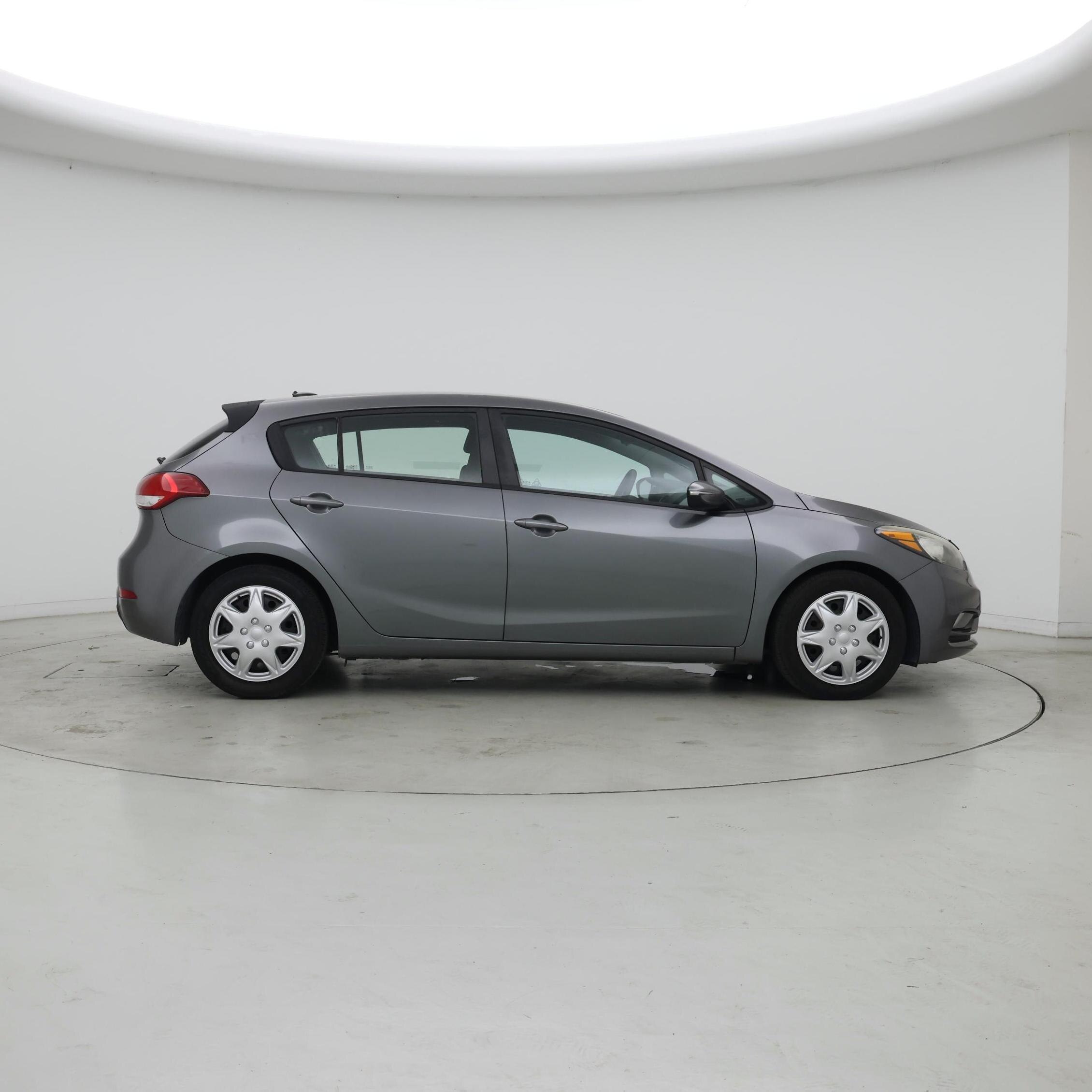 Thumbnail: 2016 Kia Forte - 7