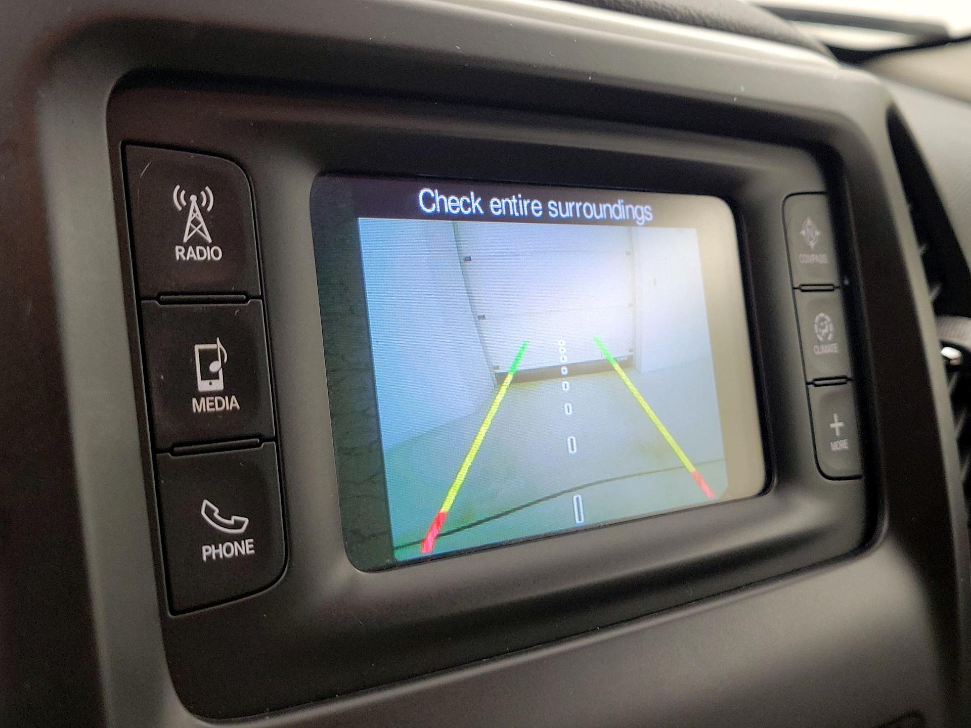 Thumbnail: 2016 Jeep Cherokee - 14