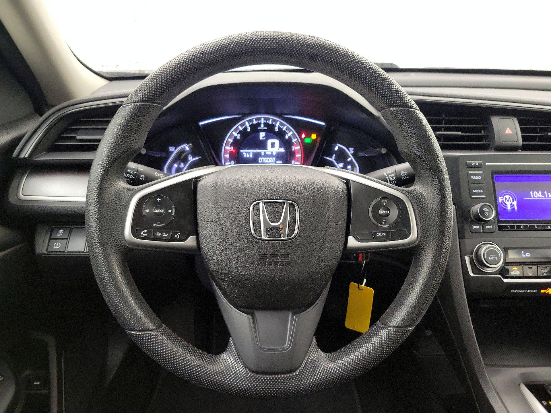 Thumbnail: 2016 Honda Civic - 10