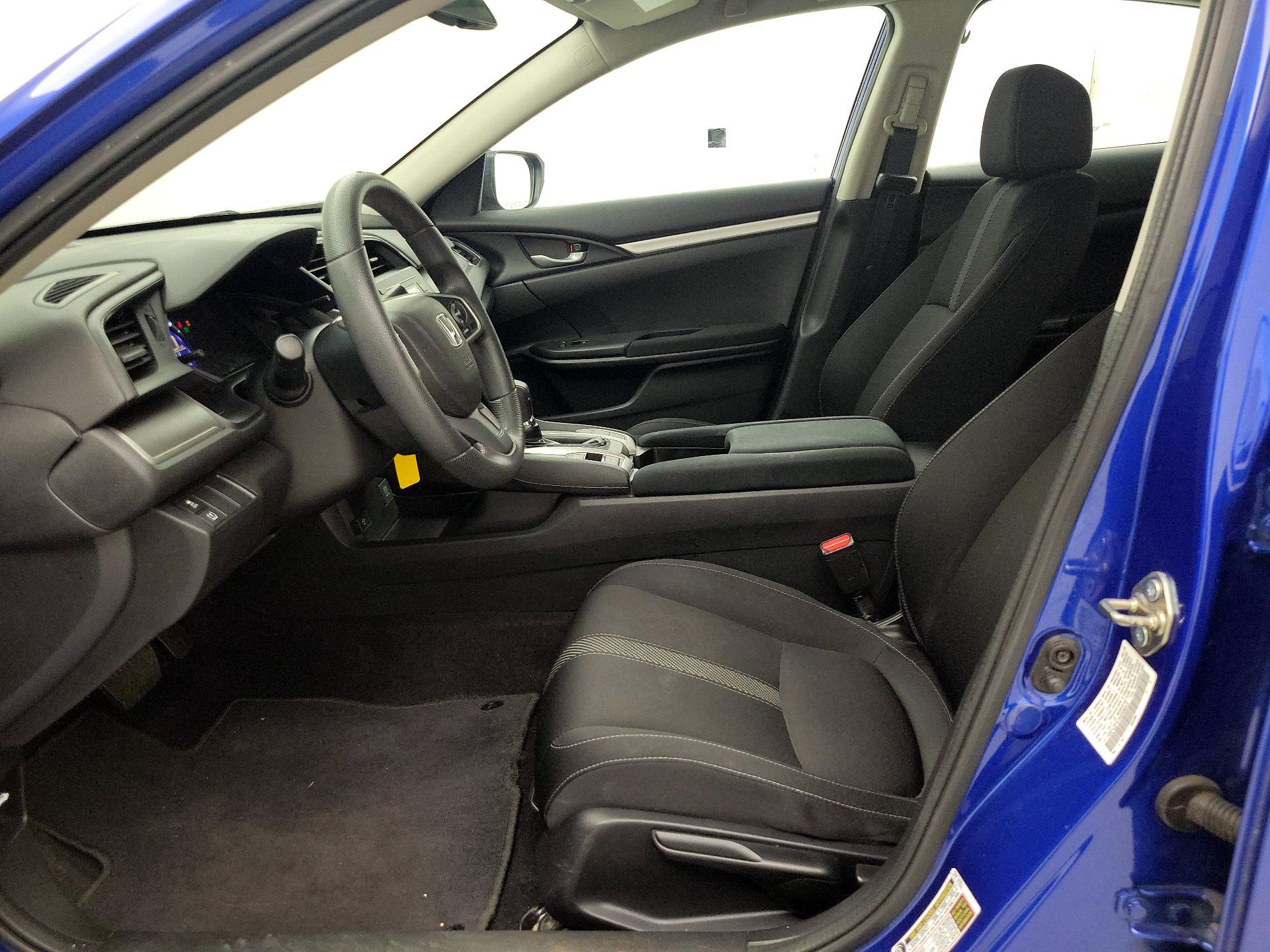 Thumbnail: 2016 Honda Civic - 11