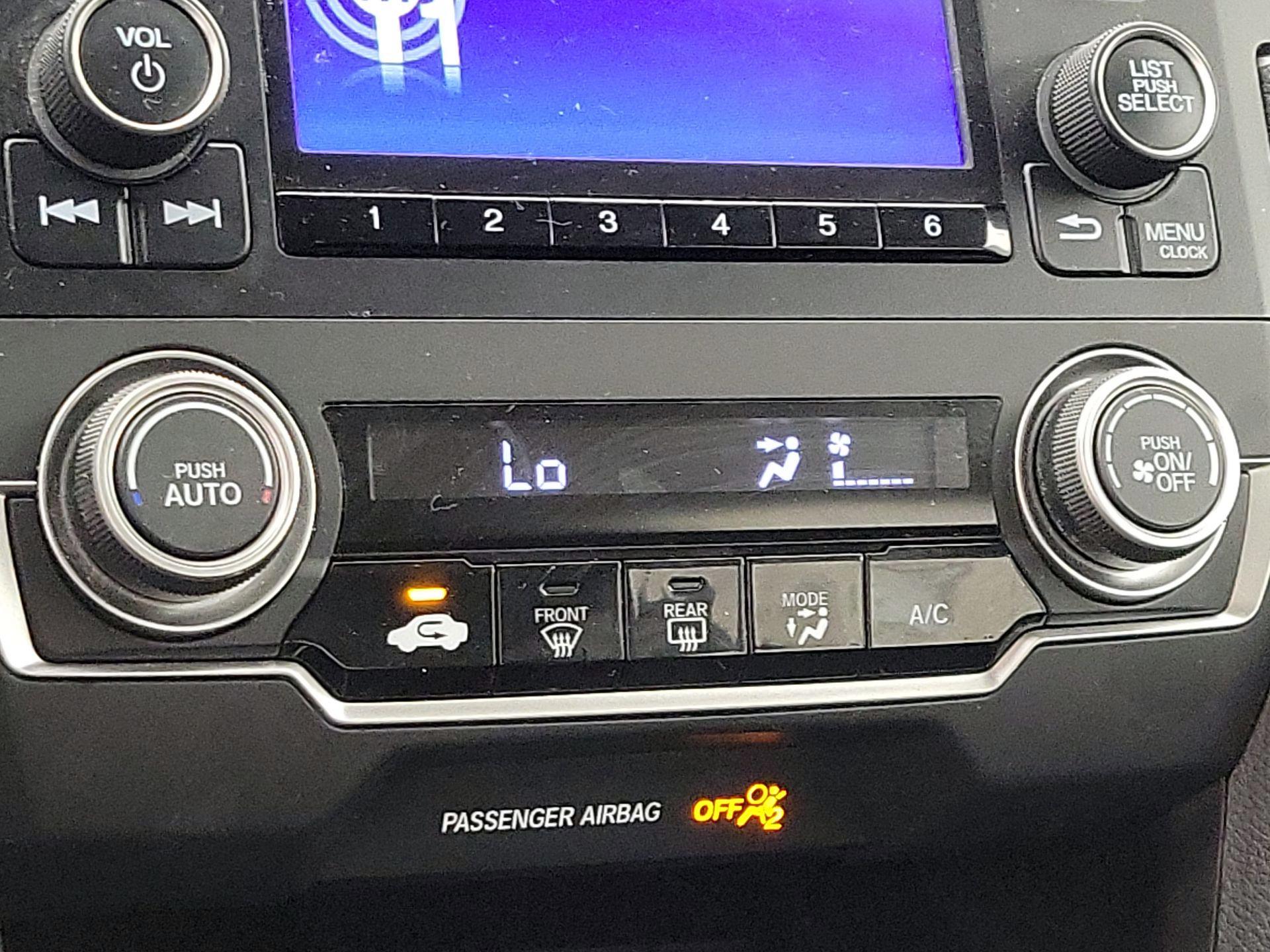 Thumbnail: 2016 Honda Civic - 16