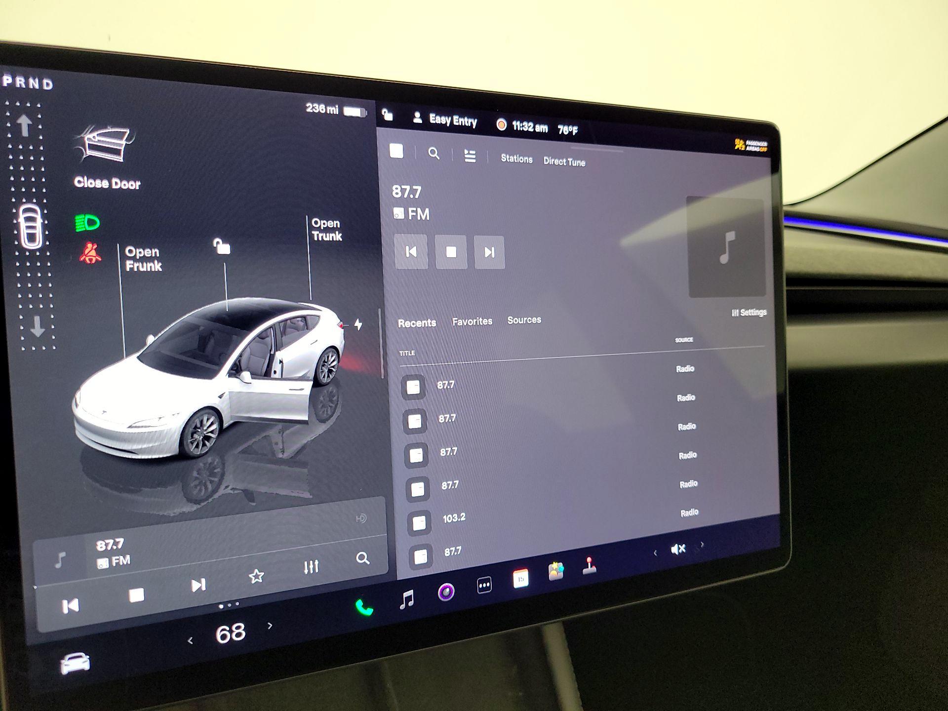 Thumbnail: 2025 Tesla Model 3 - 15
