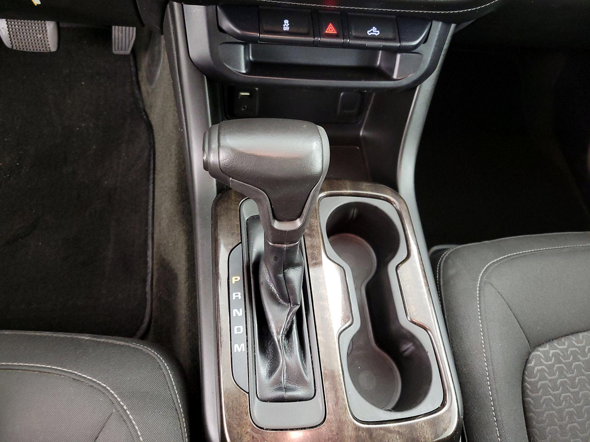 Thumbnail: 2016 GMC Canyon - 17