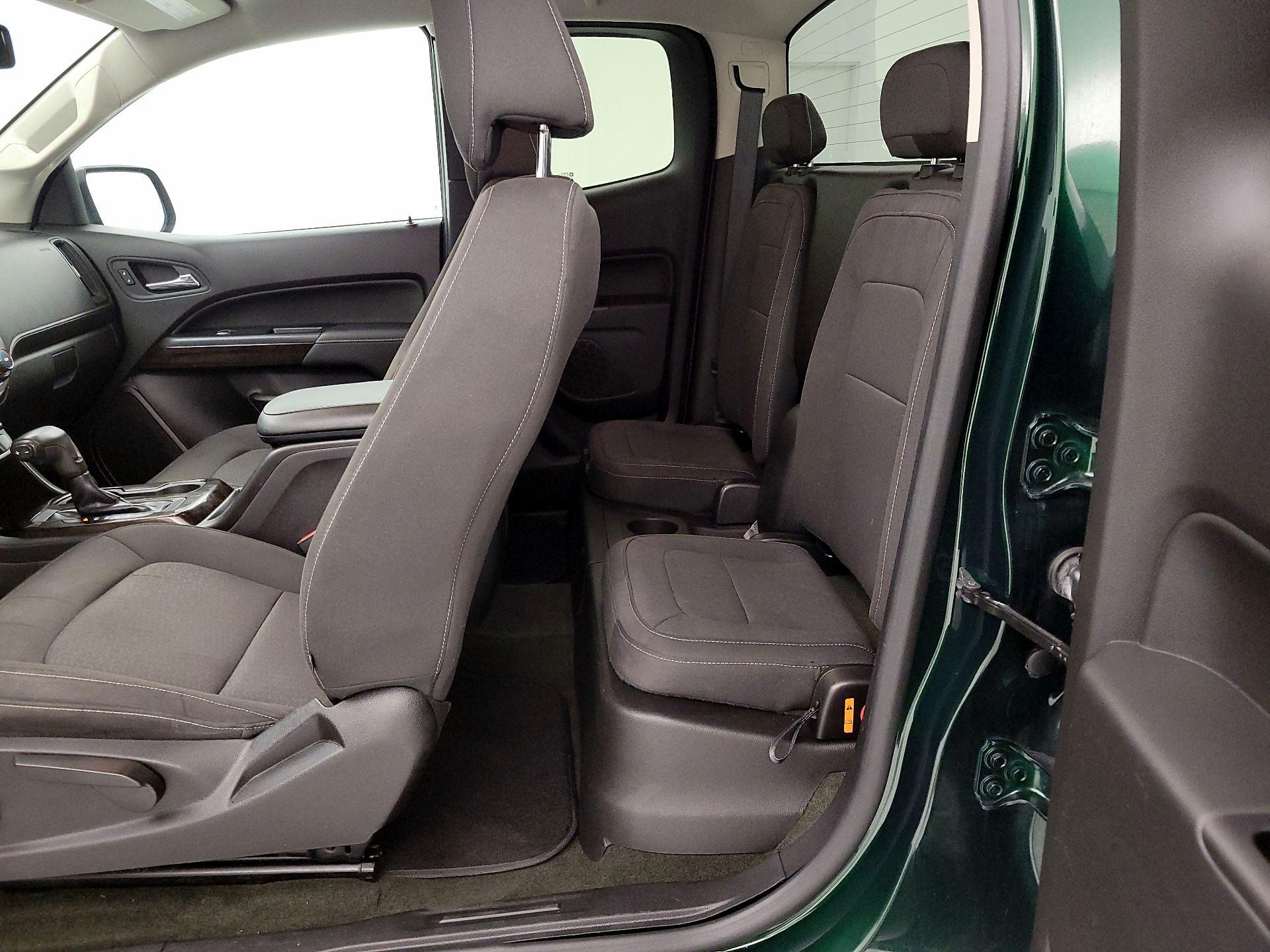 Thumbnail: 2016 GMC Canyon - 19