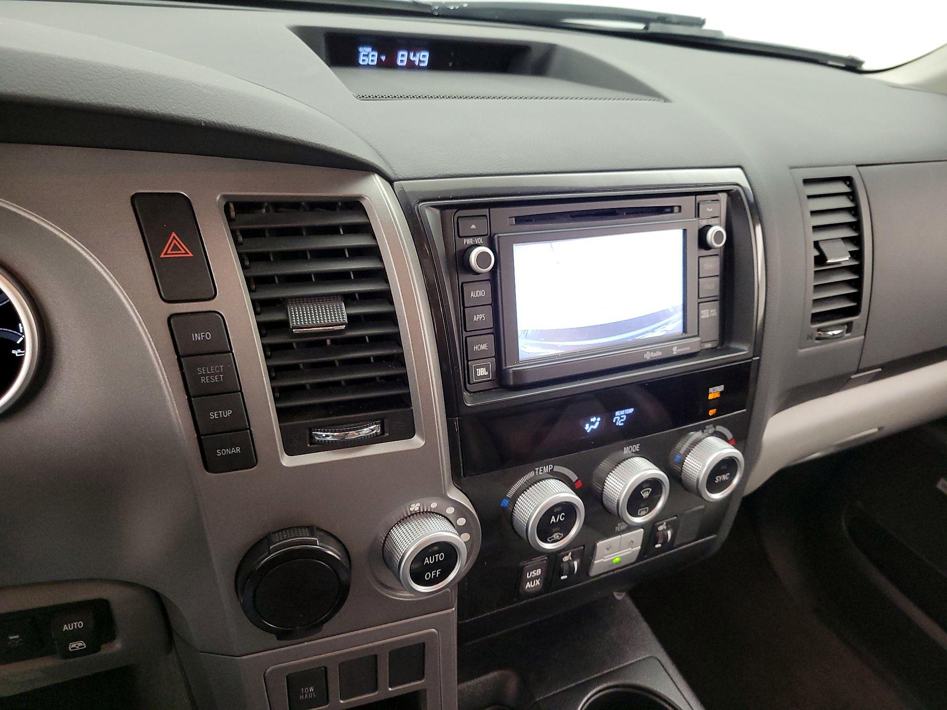 Thumbnail: 2014 Toyota Sequoia - 15