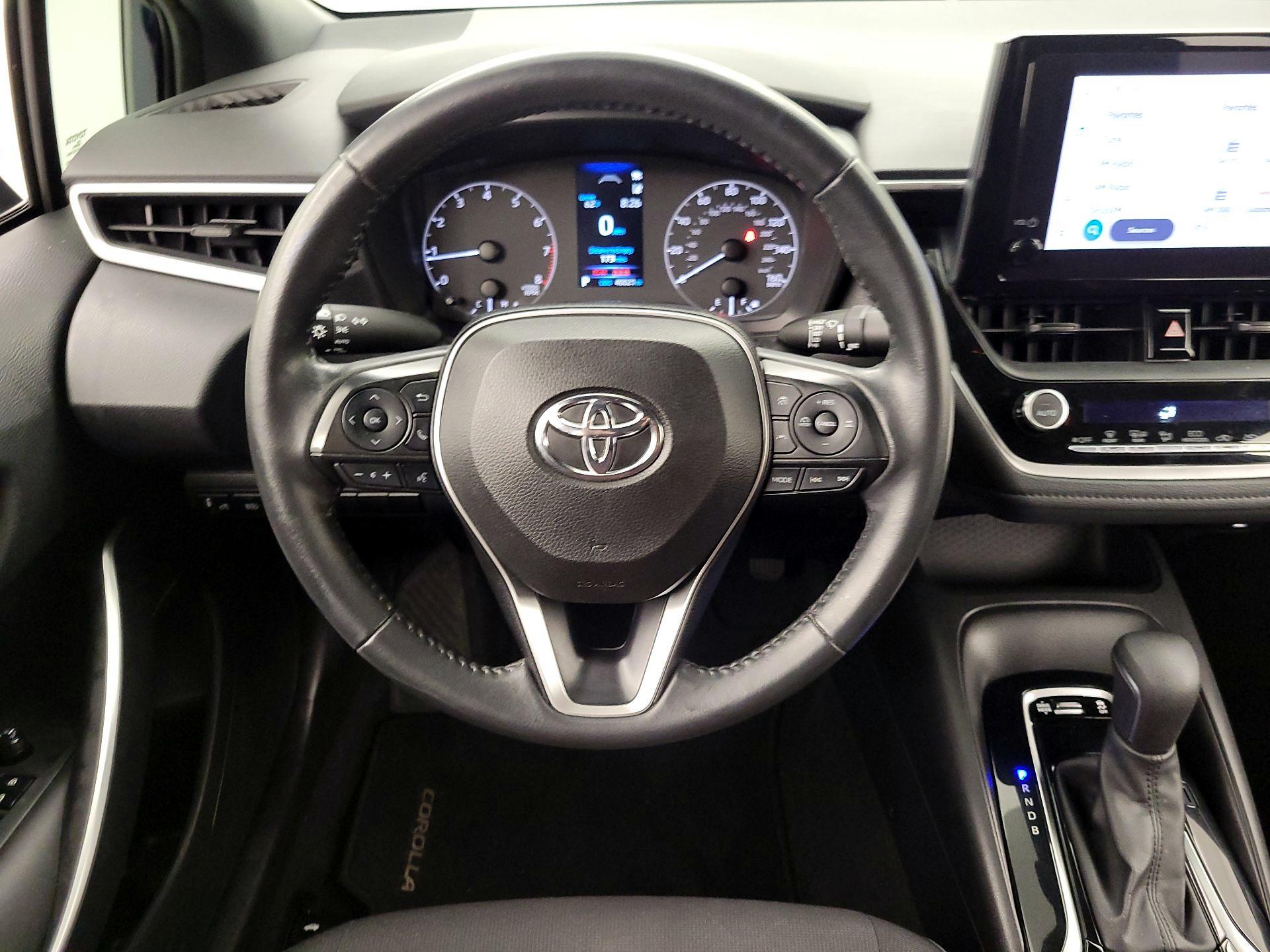 Thumbnail: 2023 Toyota Corolla - 10