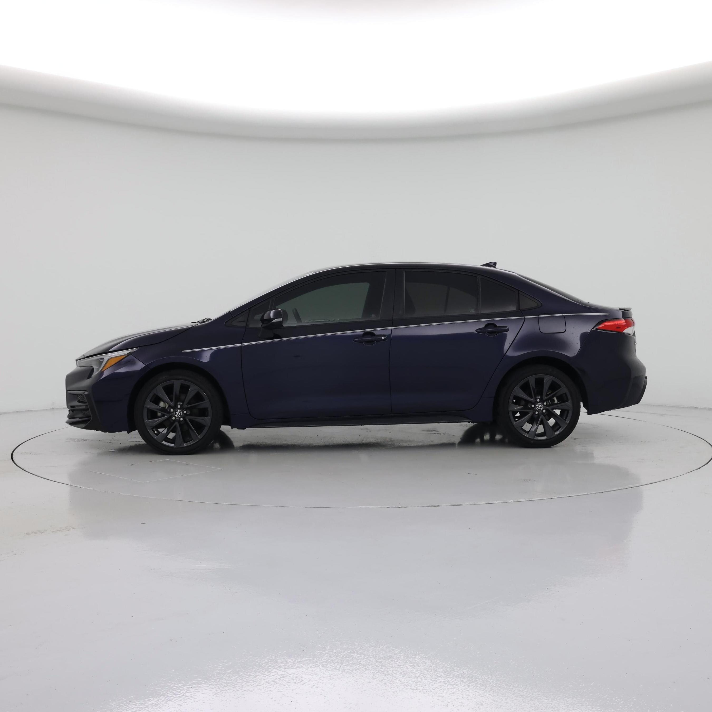 Thumbnail: 2023 Toyota Corolla - 3