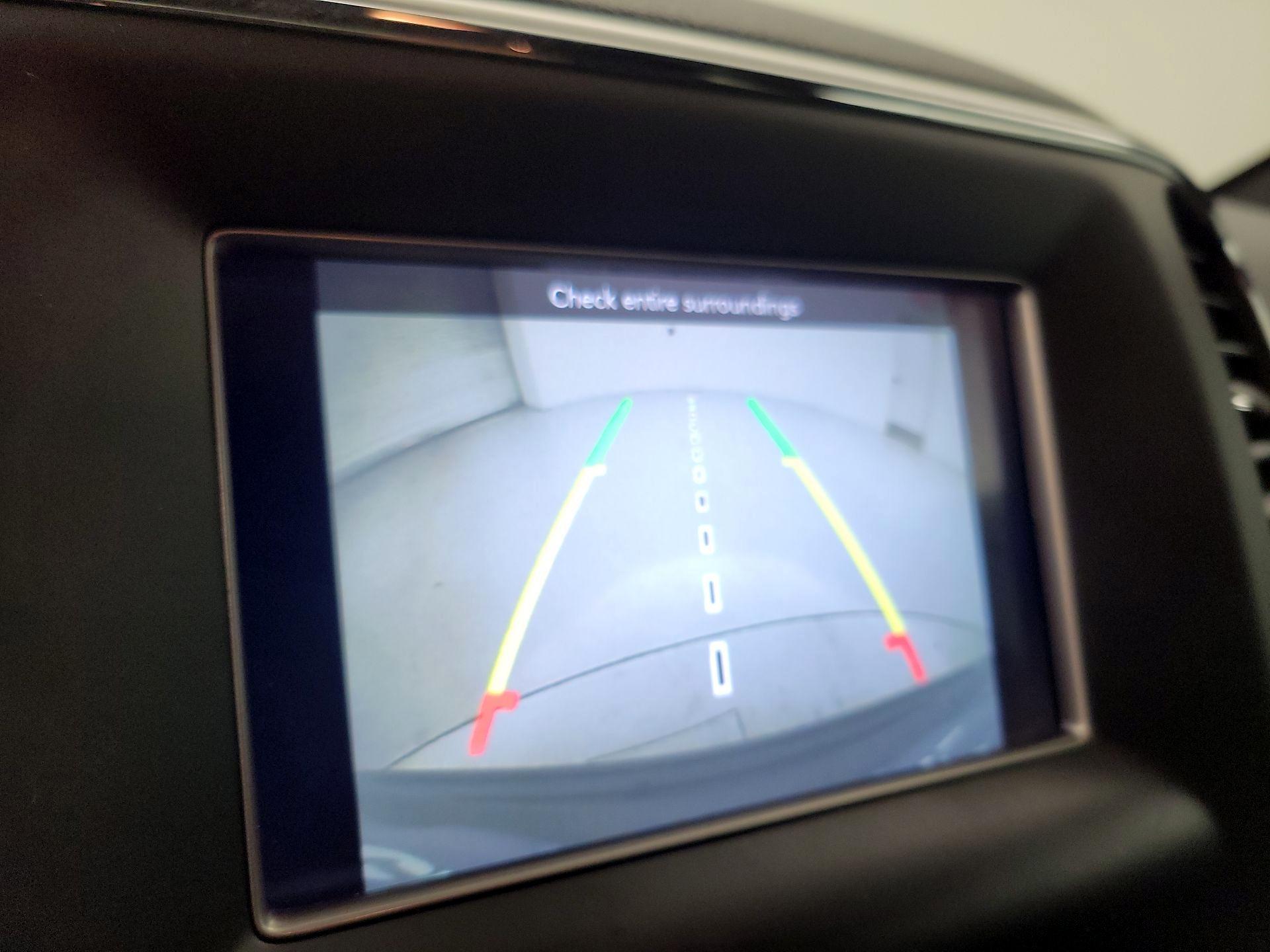 Thumbnail: 2021 Jeep Grand Cherokee - 14