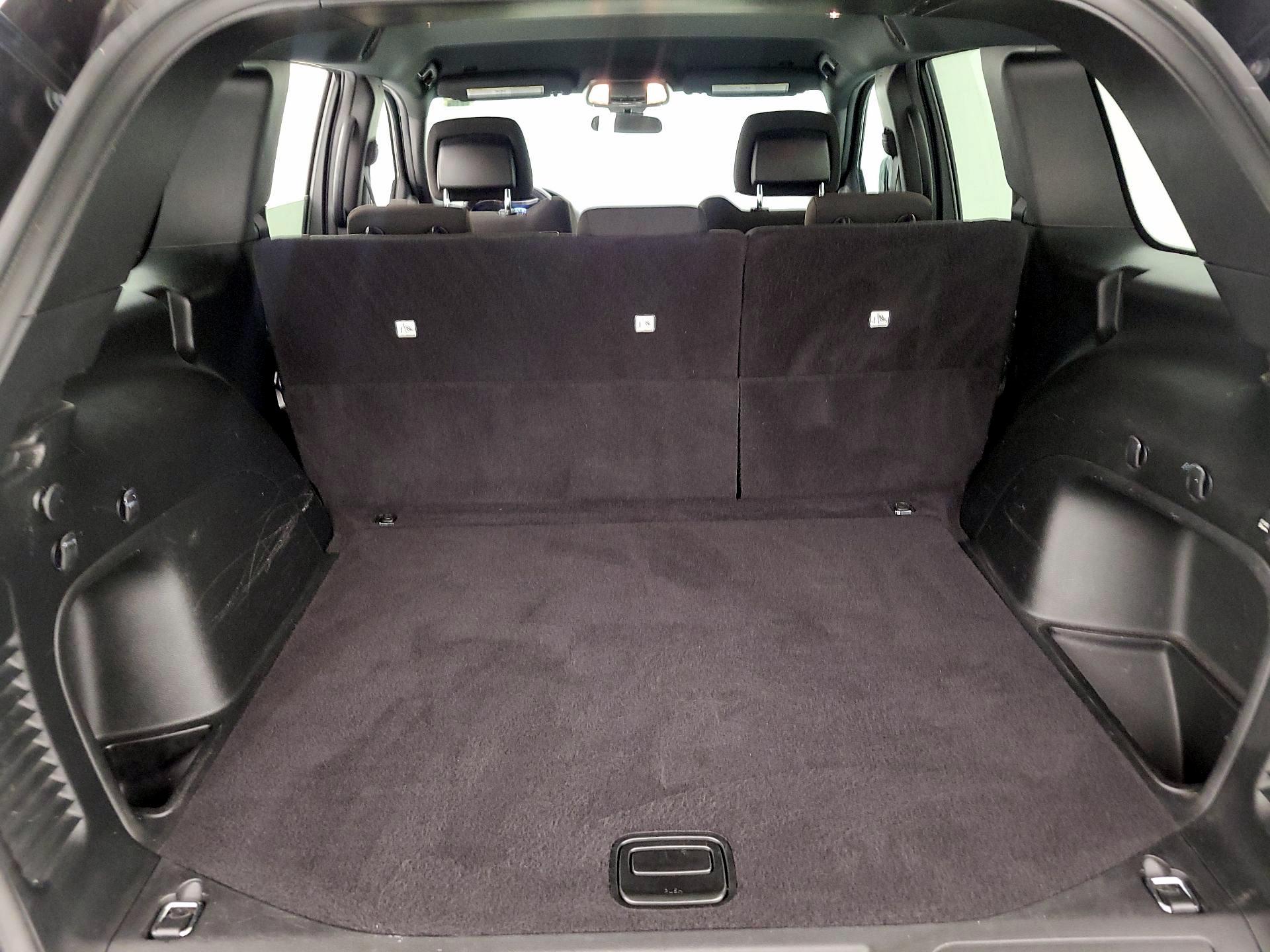 Thumbnail: 2021 Jeep Grand Cherokee - 20