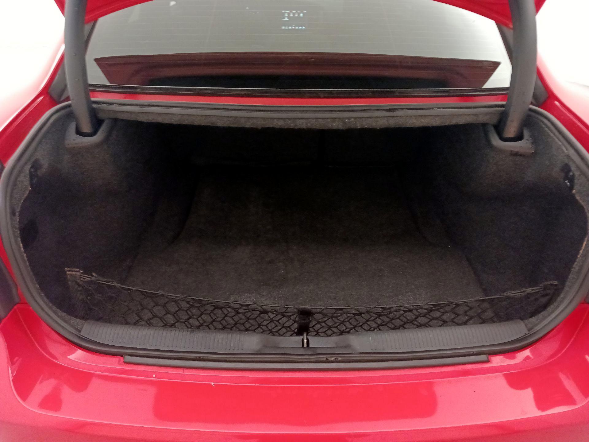 Thumbnail: 2018 Dodge Charger - 20