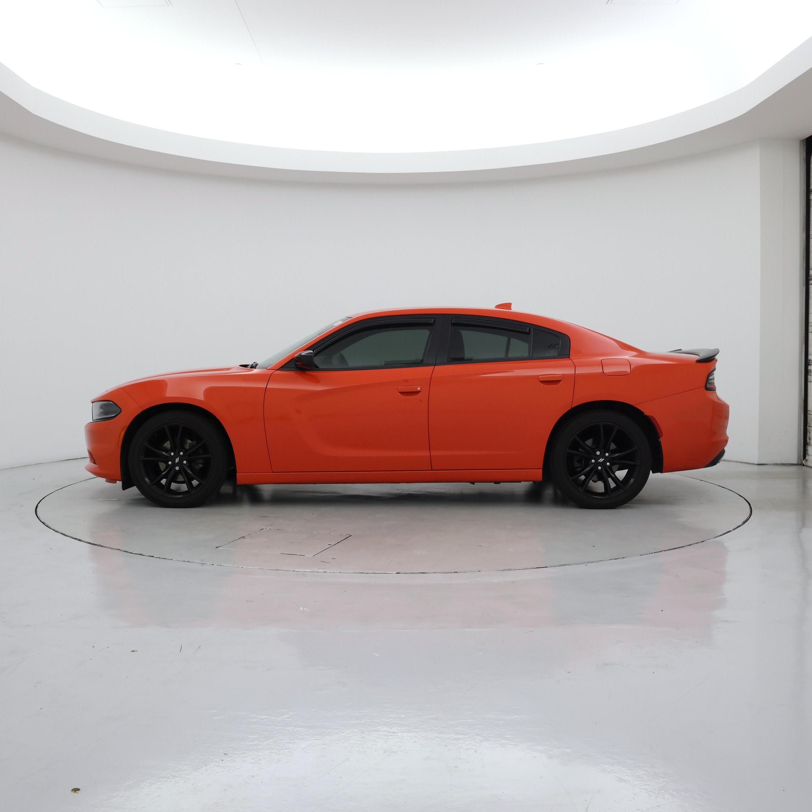 Thumbnail: 2018 Dodge Charger - 3