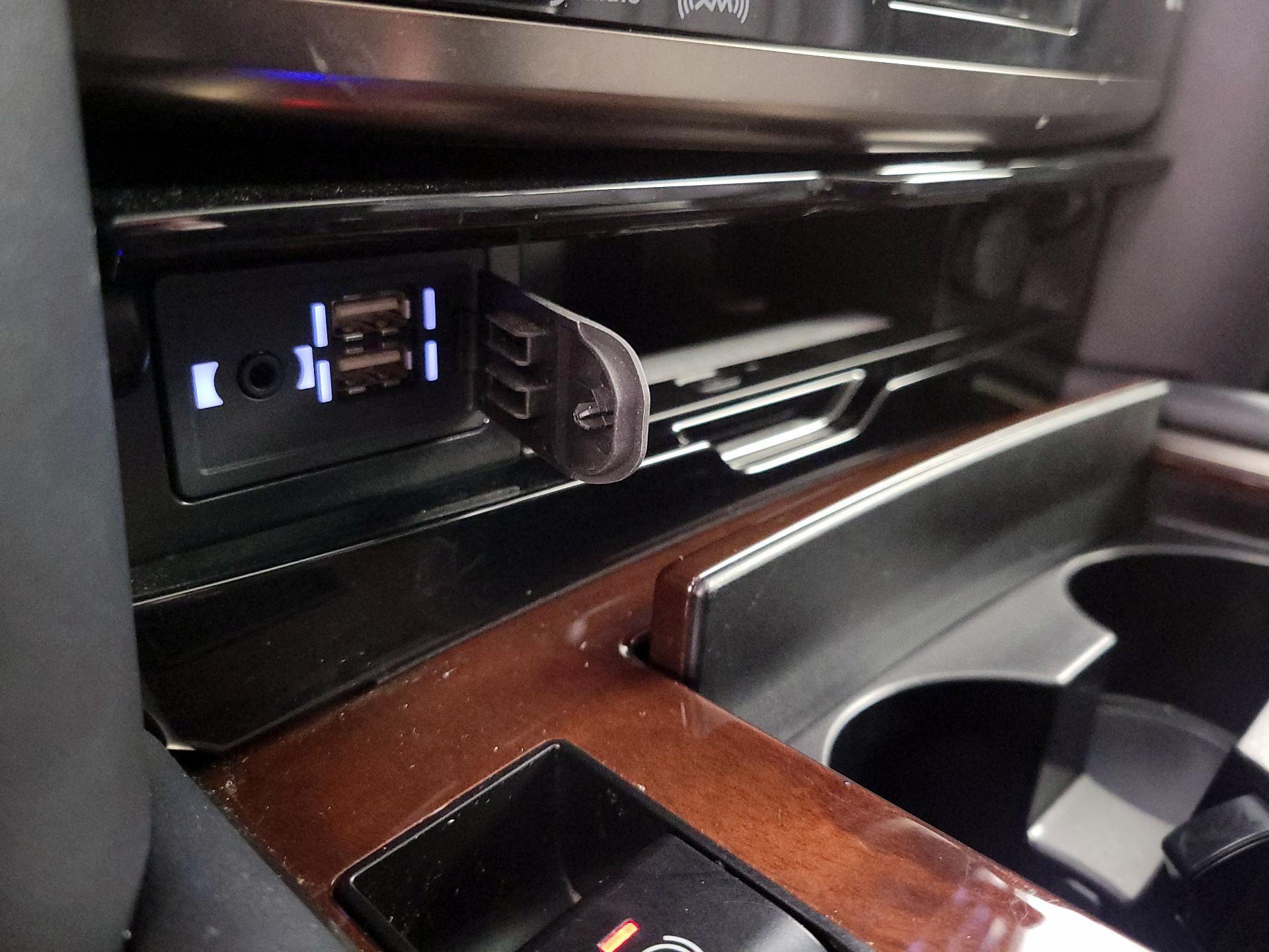 Thumbnail: 2021 Lexus LX - 17