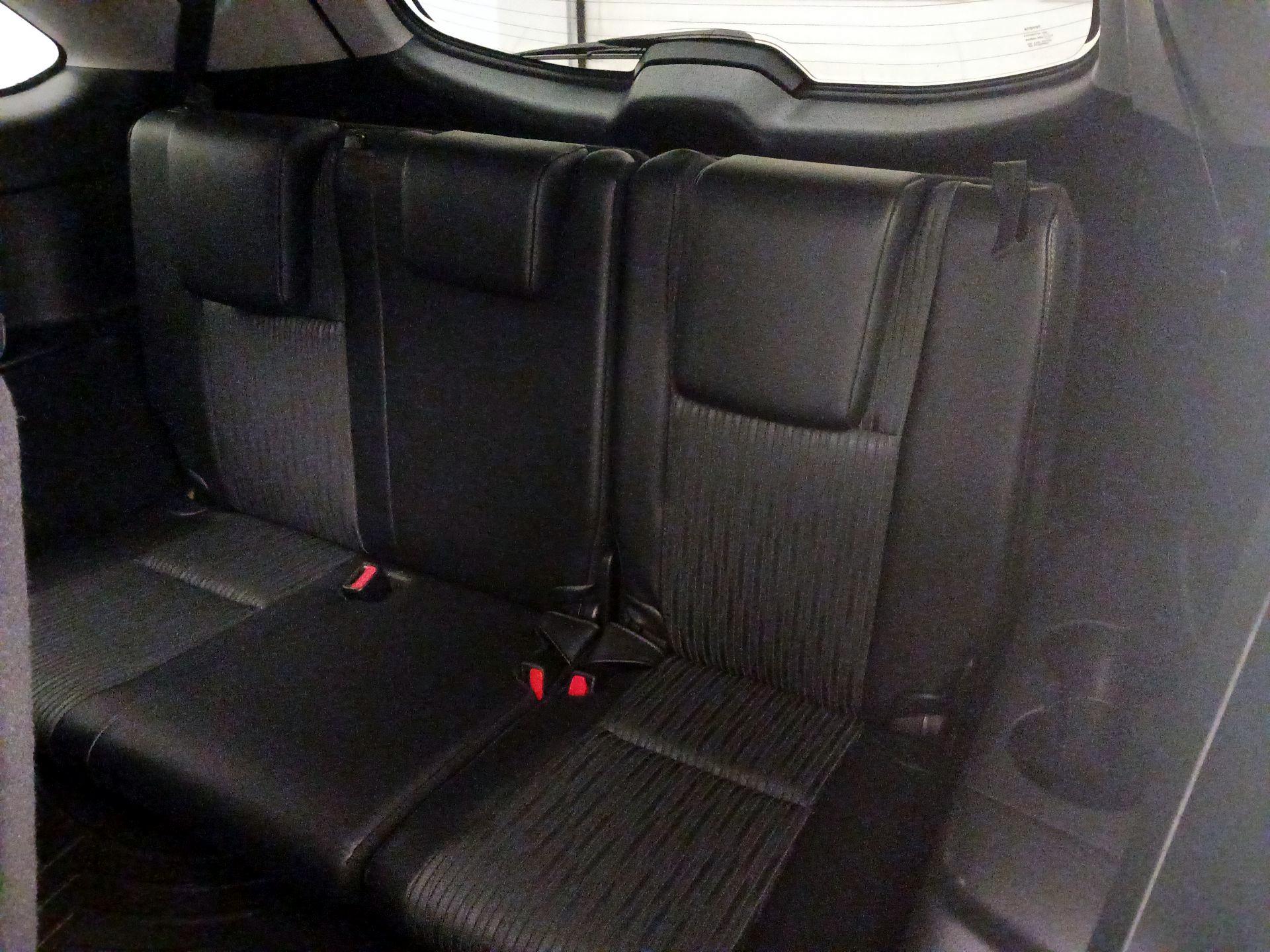 Thumbnail: 2019 Toyota Highlander - 20