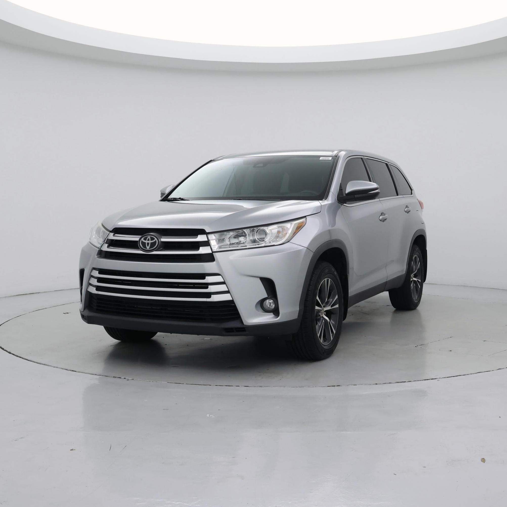 Thumbnail: 2019 Toyota Highlander - 4