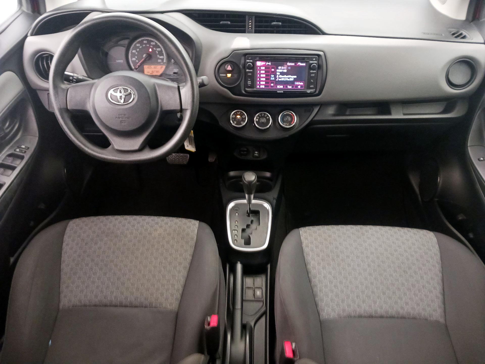 Thumbnail: 2015 Toyota Yaris - 9