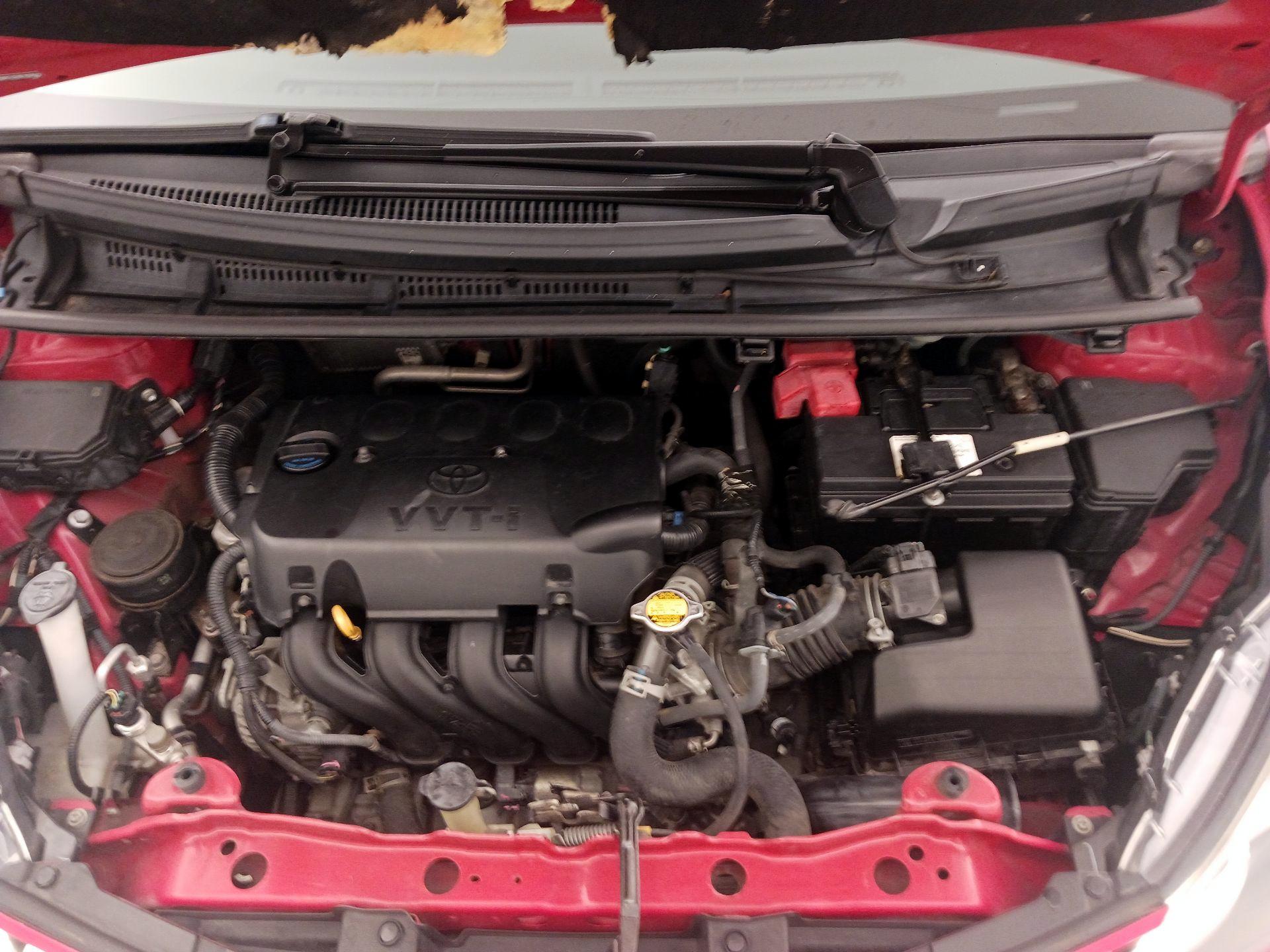 Thumbnail: 2015 Toyota Yaris - 20