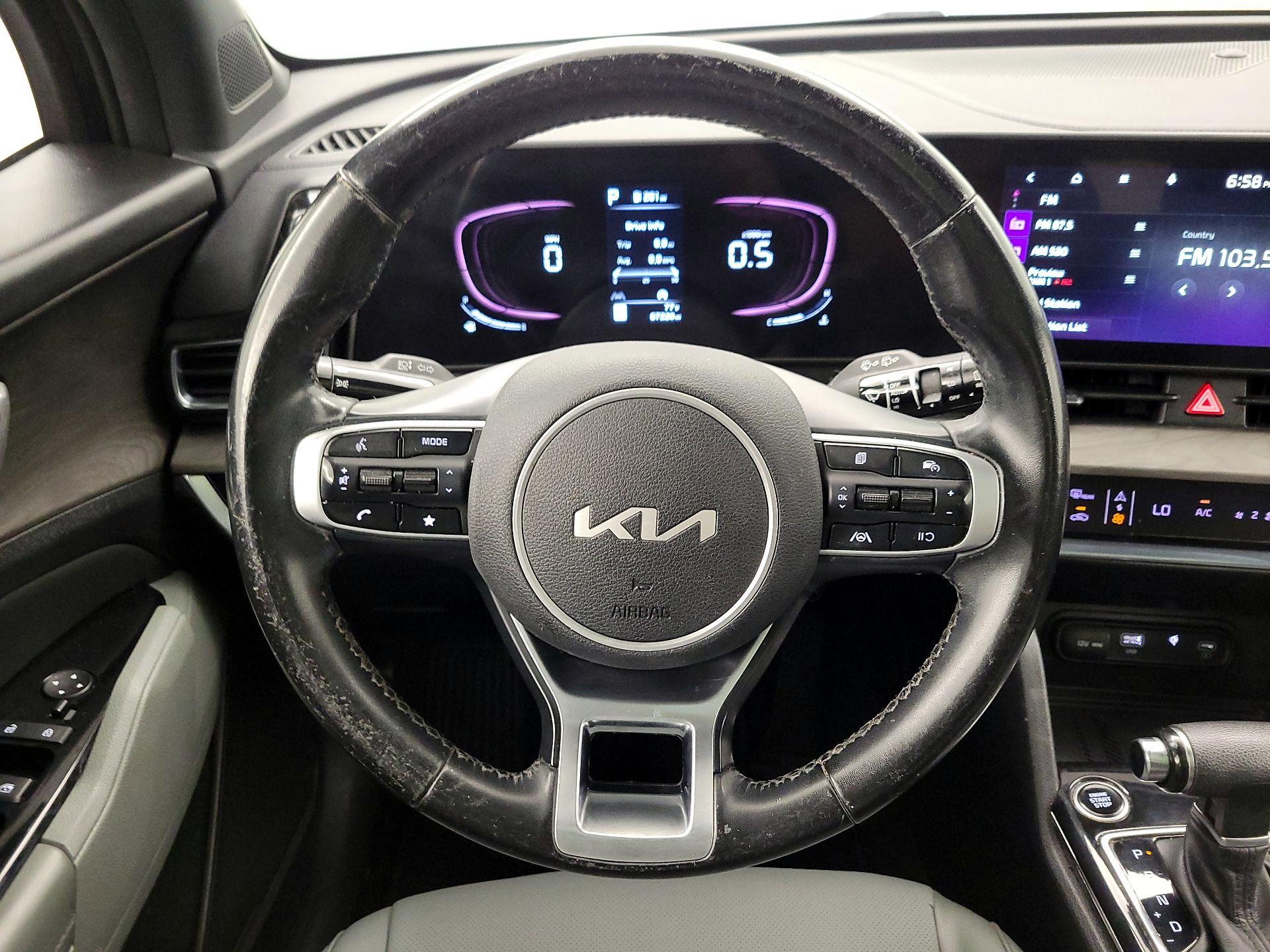 Thumbnail: 2023 Kia Sportage - 10