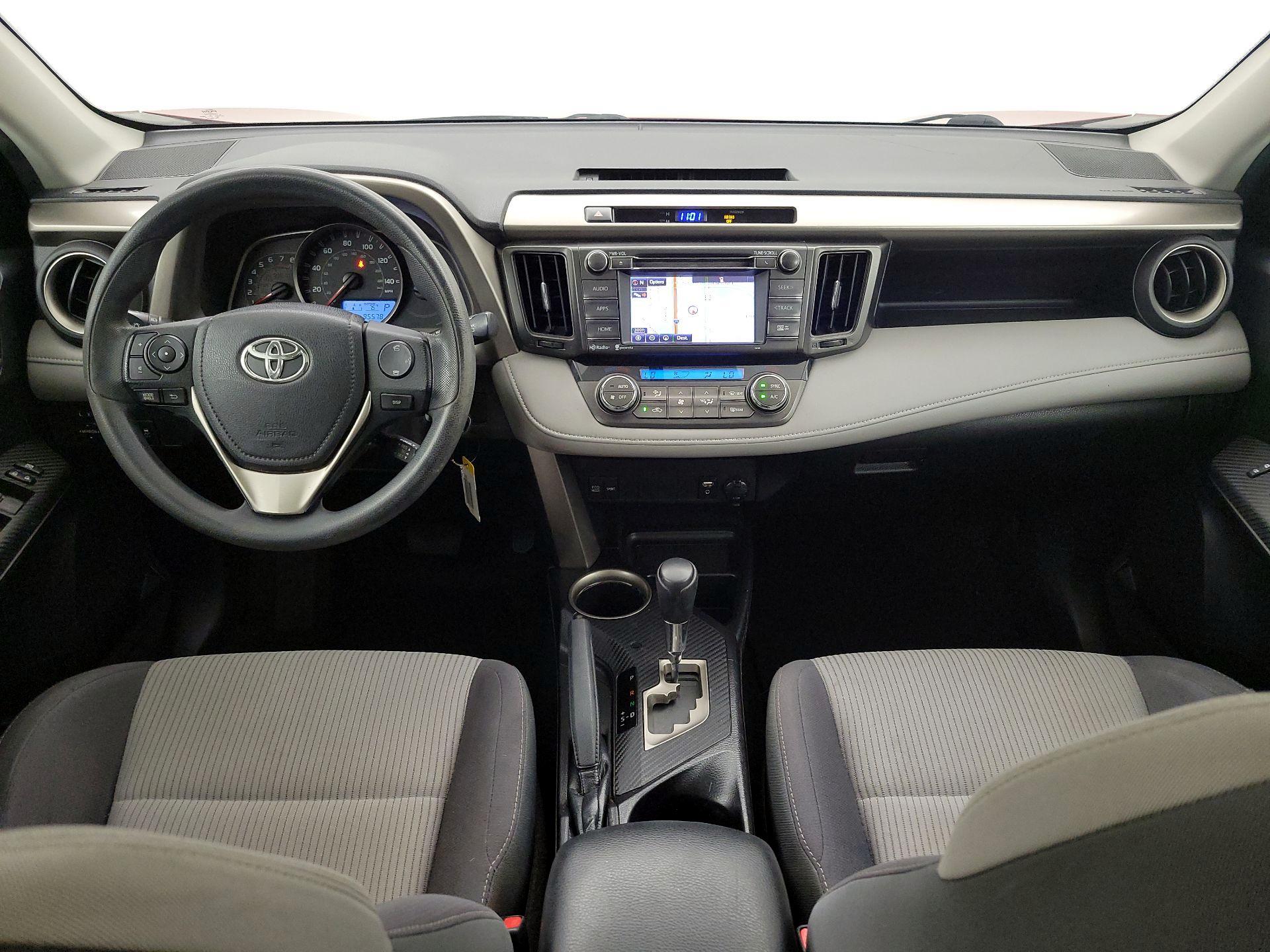 Thumbnail: 2015 Toyota RAV4 - 9