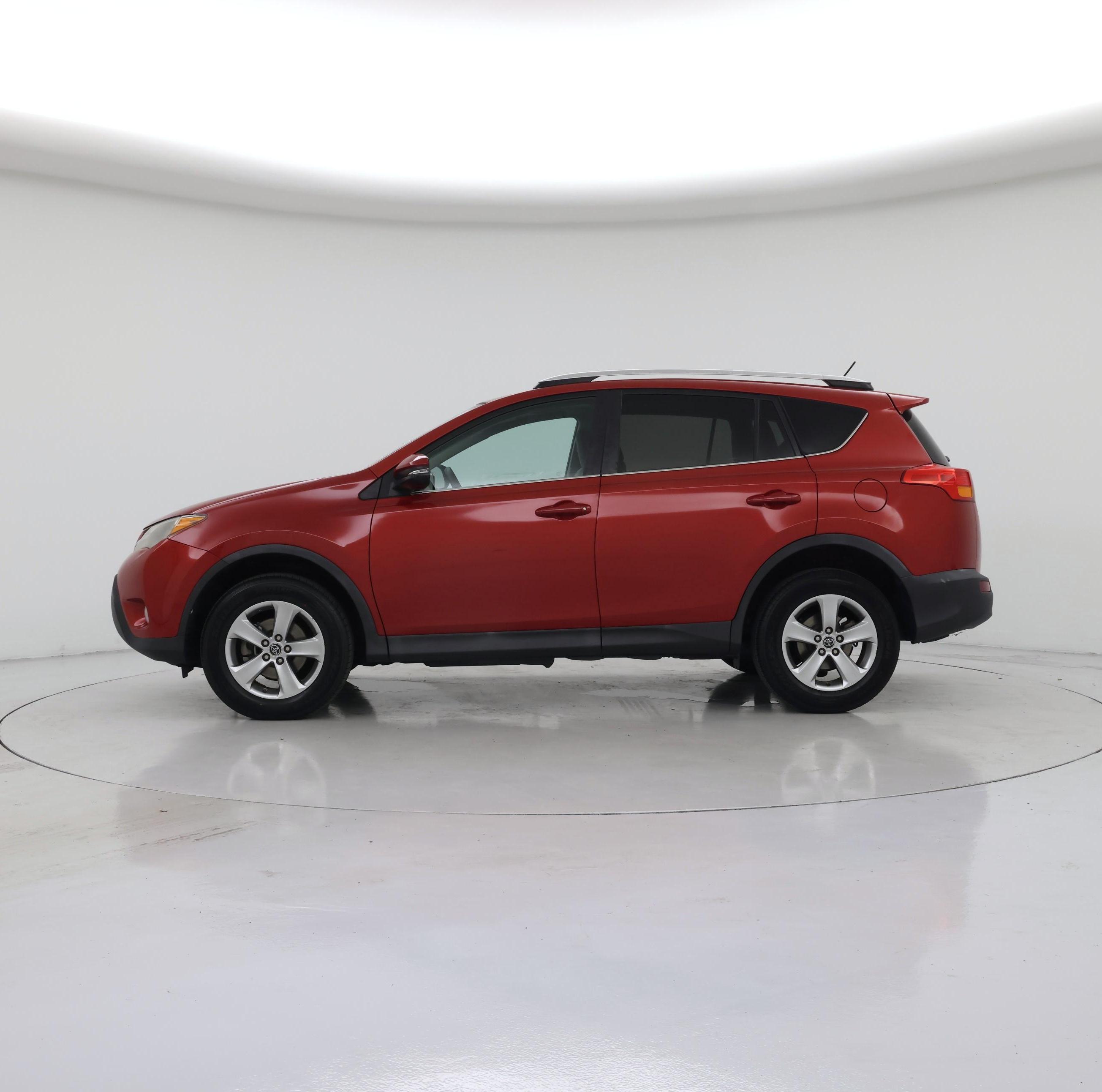 Thumbnail: 2015 Toyota RAV4 - 3