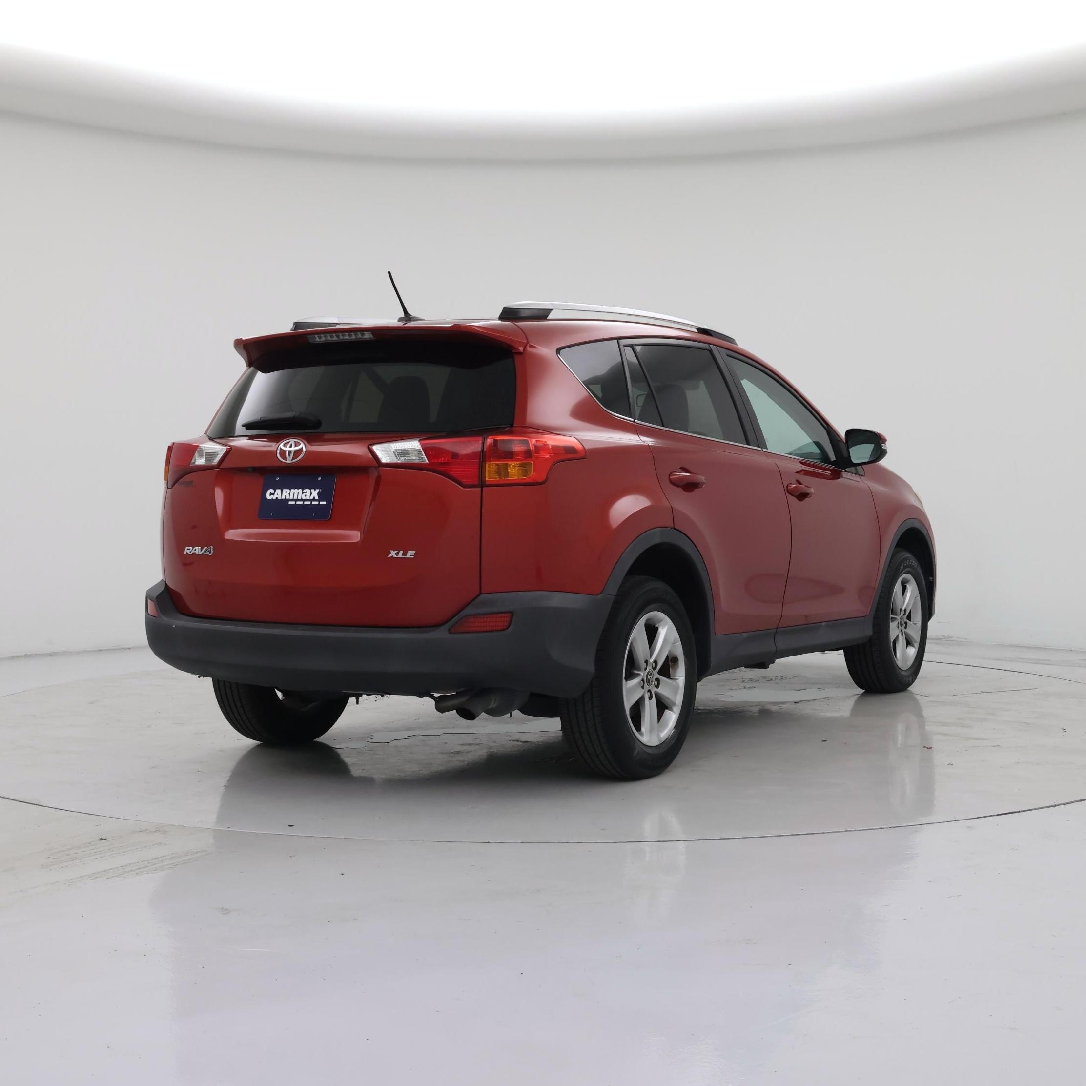 Thumbnail: 2015 Toyota RAV4 - 8