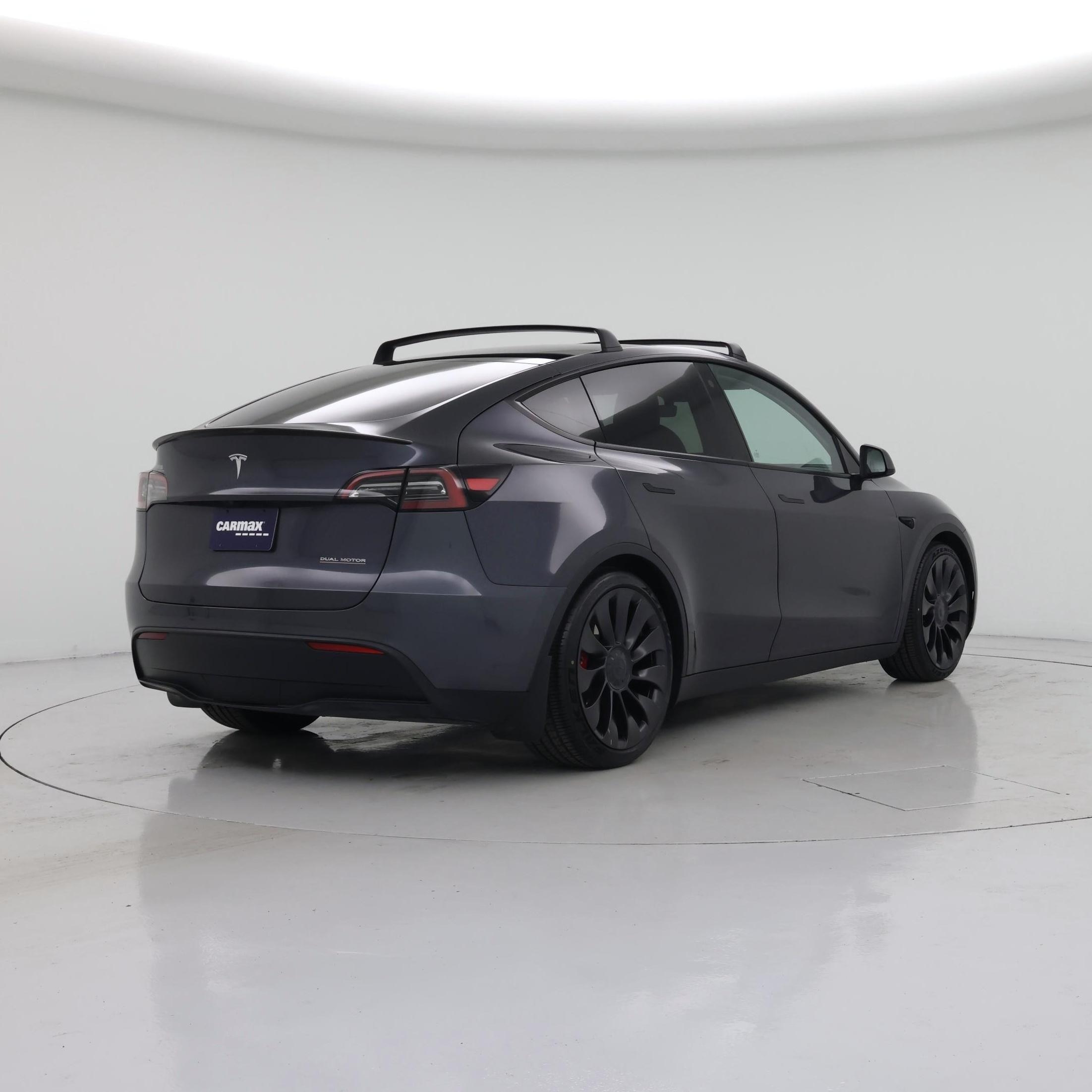 Thumbnail: 2023 Tesla Model Y - 8