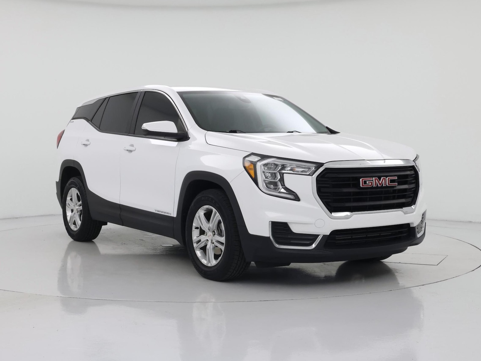 2022 GMC Terrain SLE - Photo 2