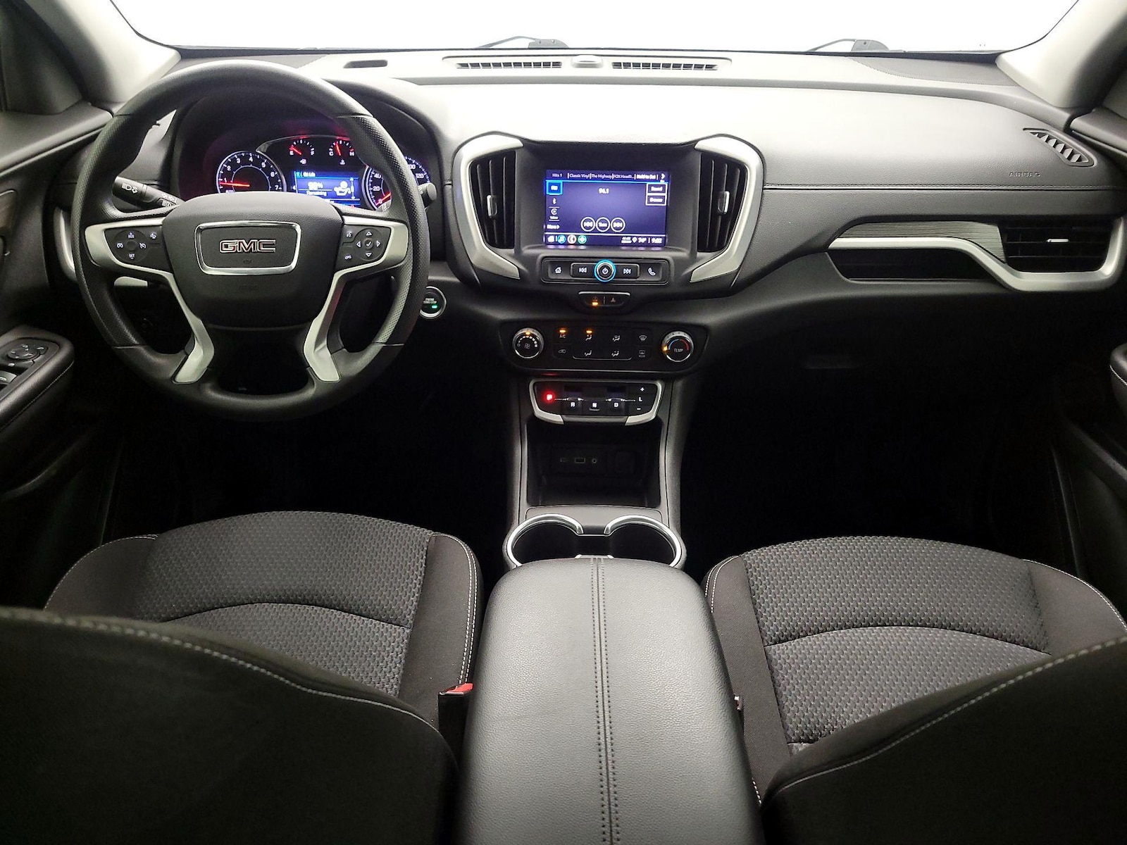 2022 GMC Terrain SLE - Photo 10