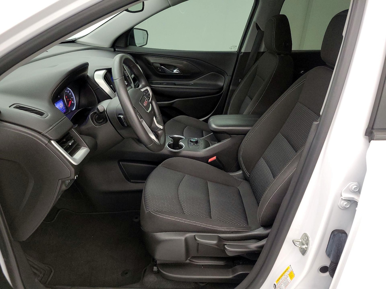 2022 GMC Terrain SLE - Photo 12