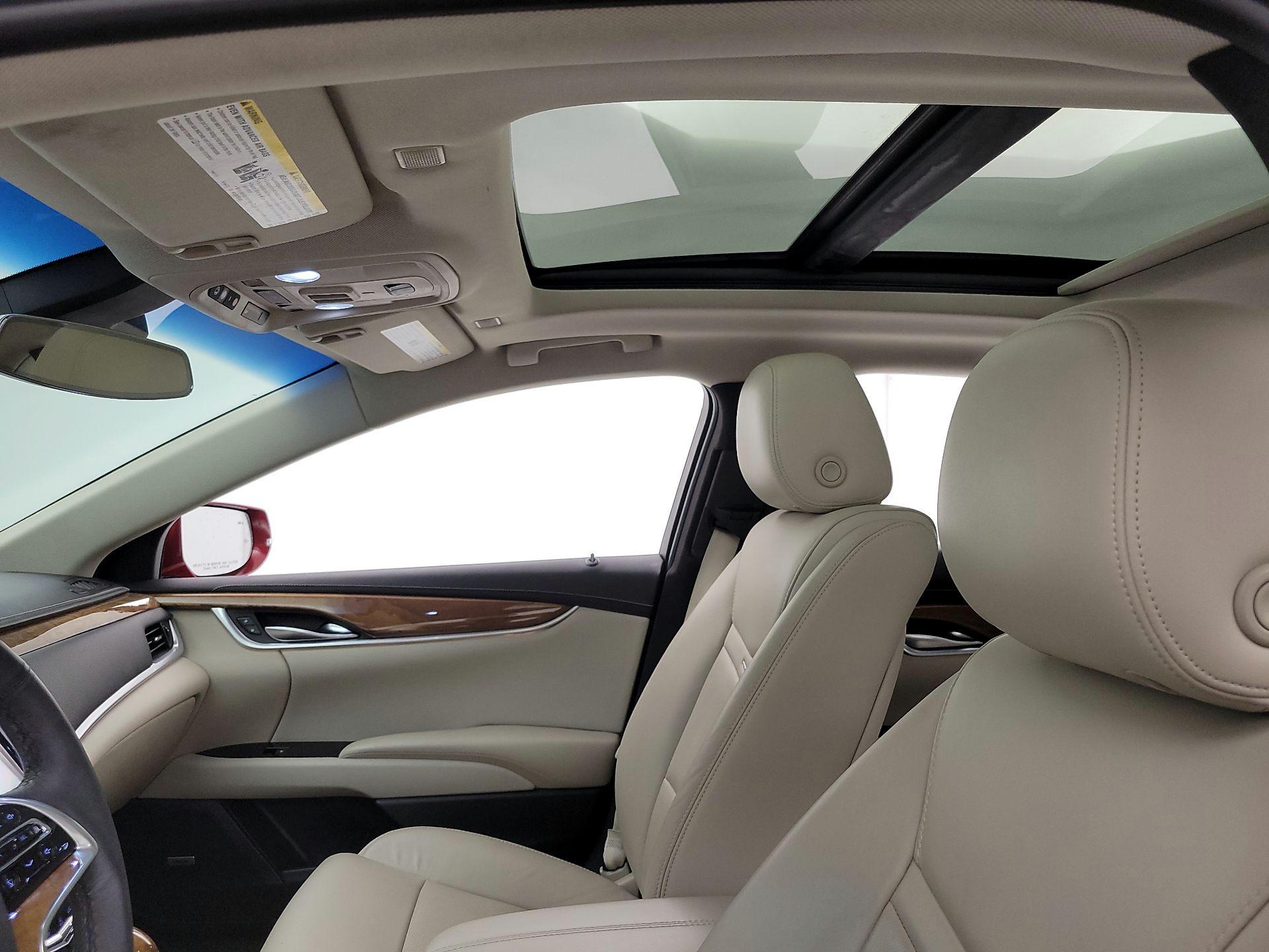 Thumbnail: 2018 Cadillac XTS - 19