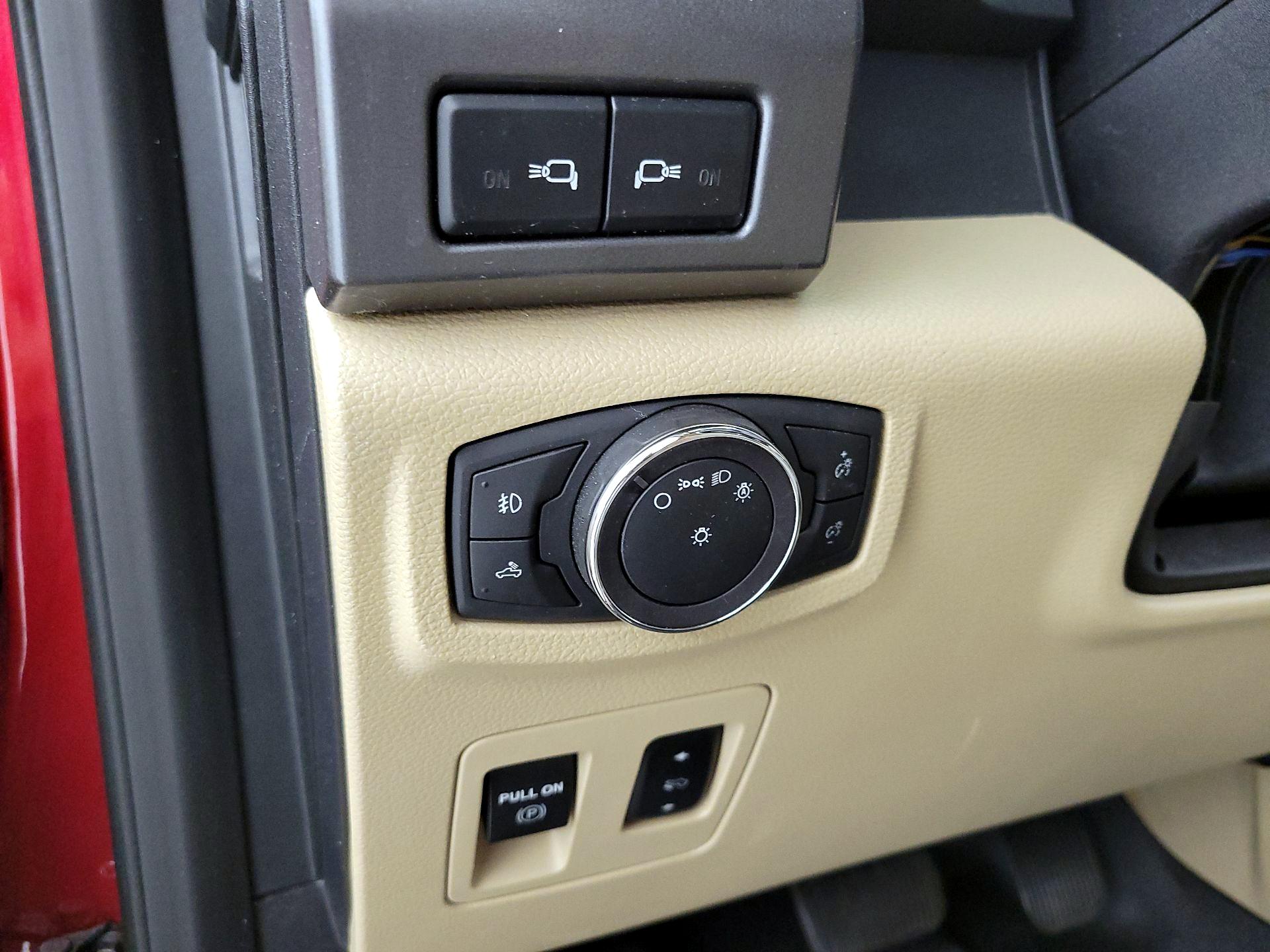 Thumbnail: 2019 Ford F-150 - 13