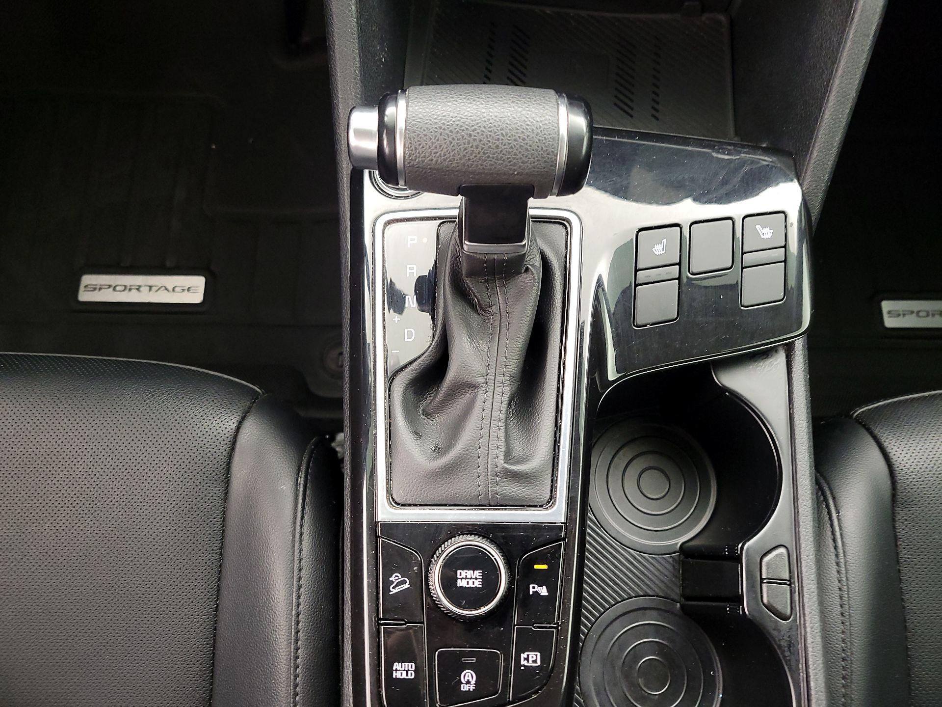 Thumbnail: 2023 Kia Sportage - 18